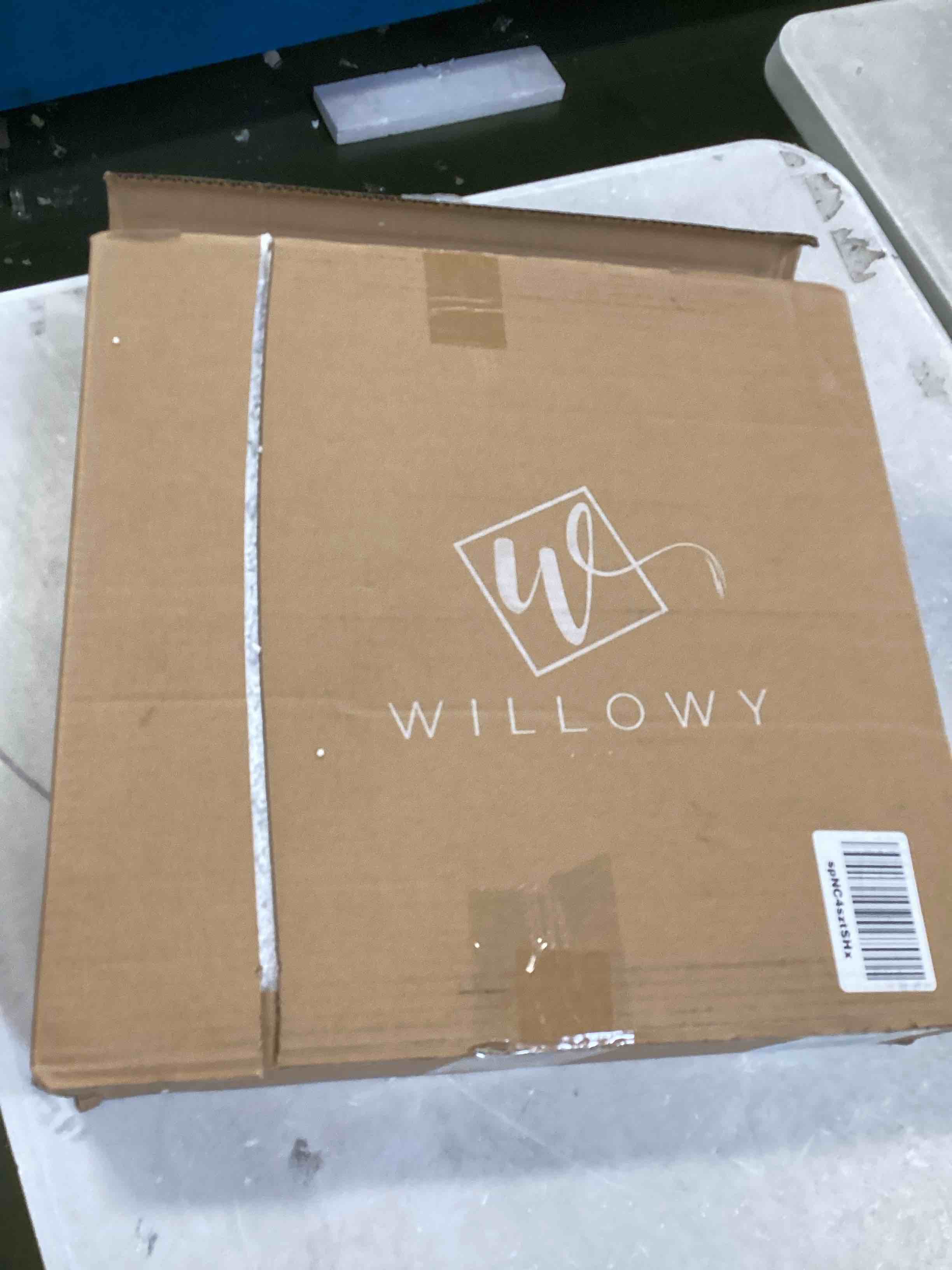 https://s3.amazonaws.com/lotting-images-prod/bidfta/GRN6395114_1716580651300.jpeg