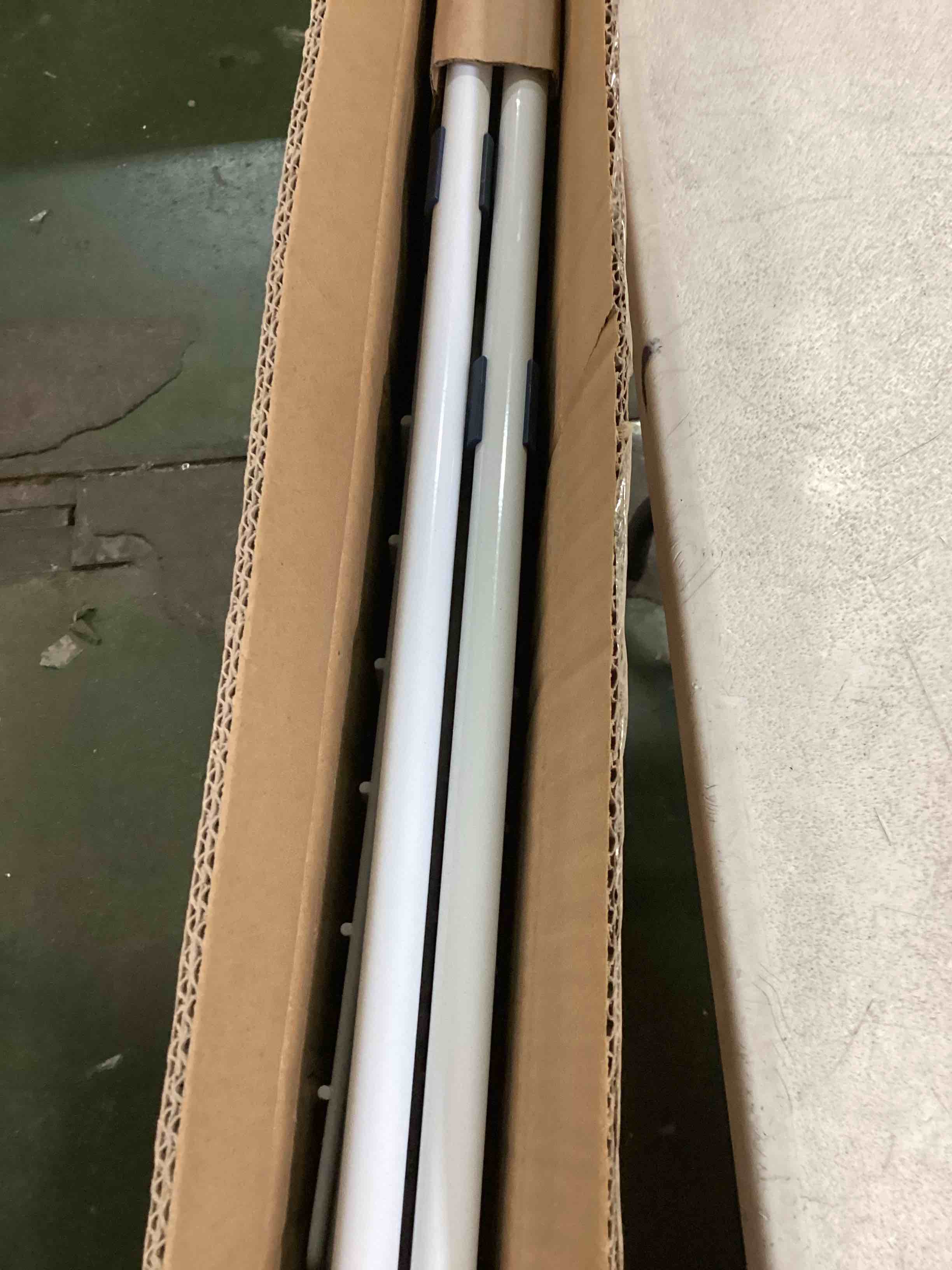 https://s3.amazonaws.com/lotting-images-prod/bidfta/GRN6395197_1716644564925.jpeg