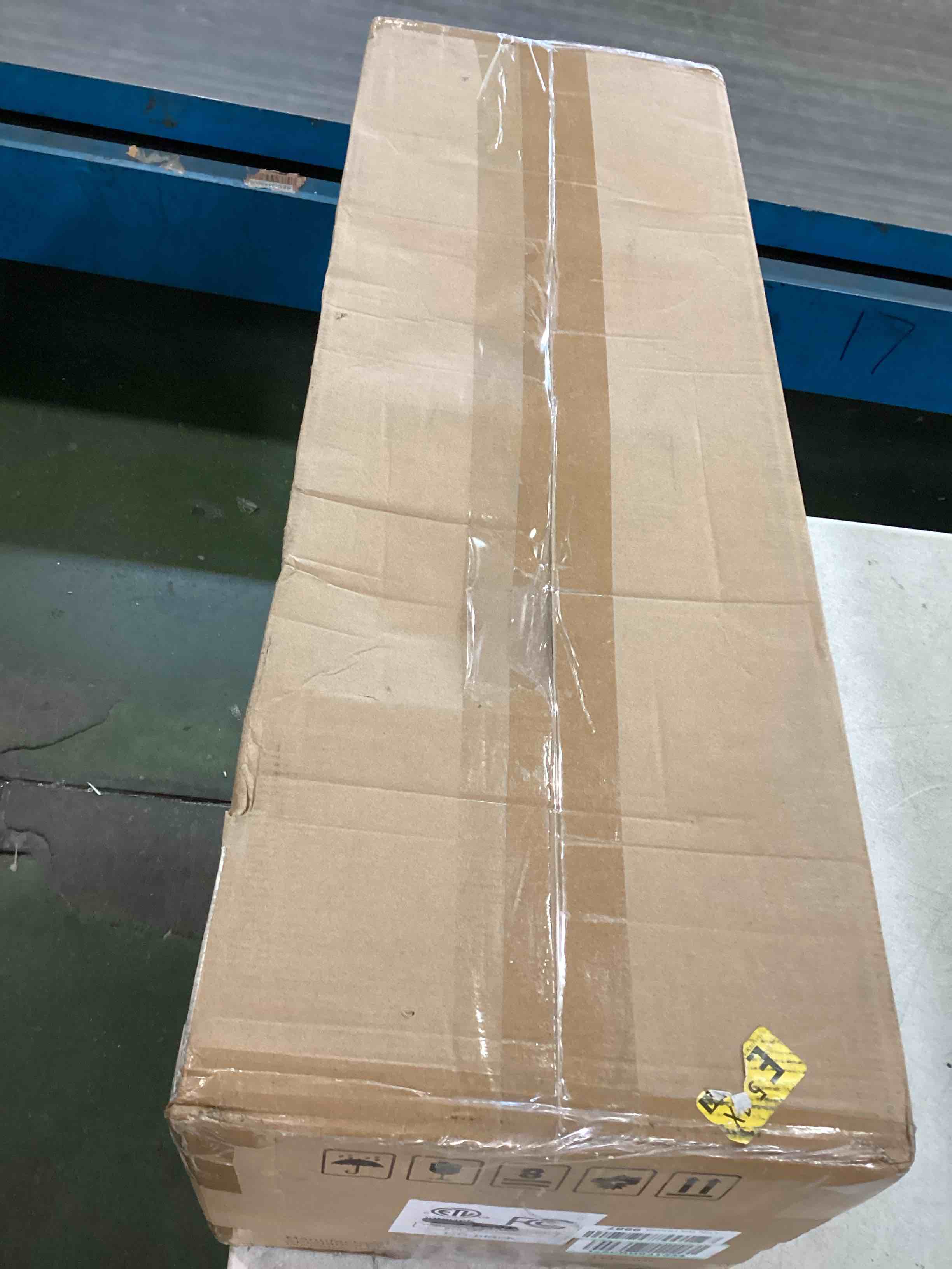https://s3.amazonaws.com/lotting-images-prod/bidfta/GRN6395310_1716899975588.jpeg