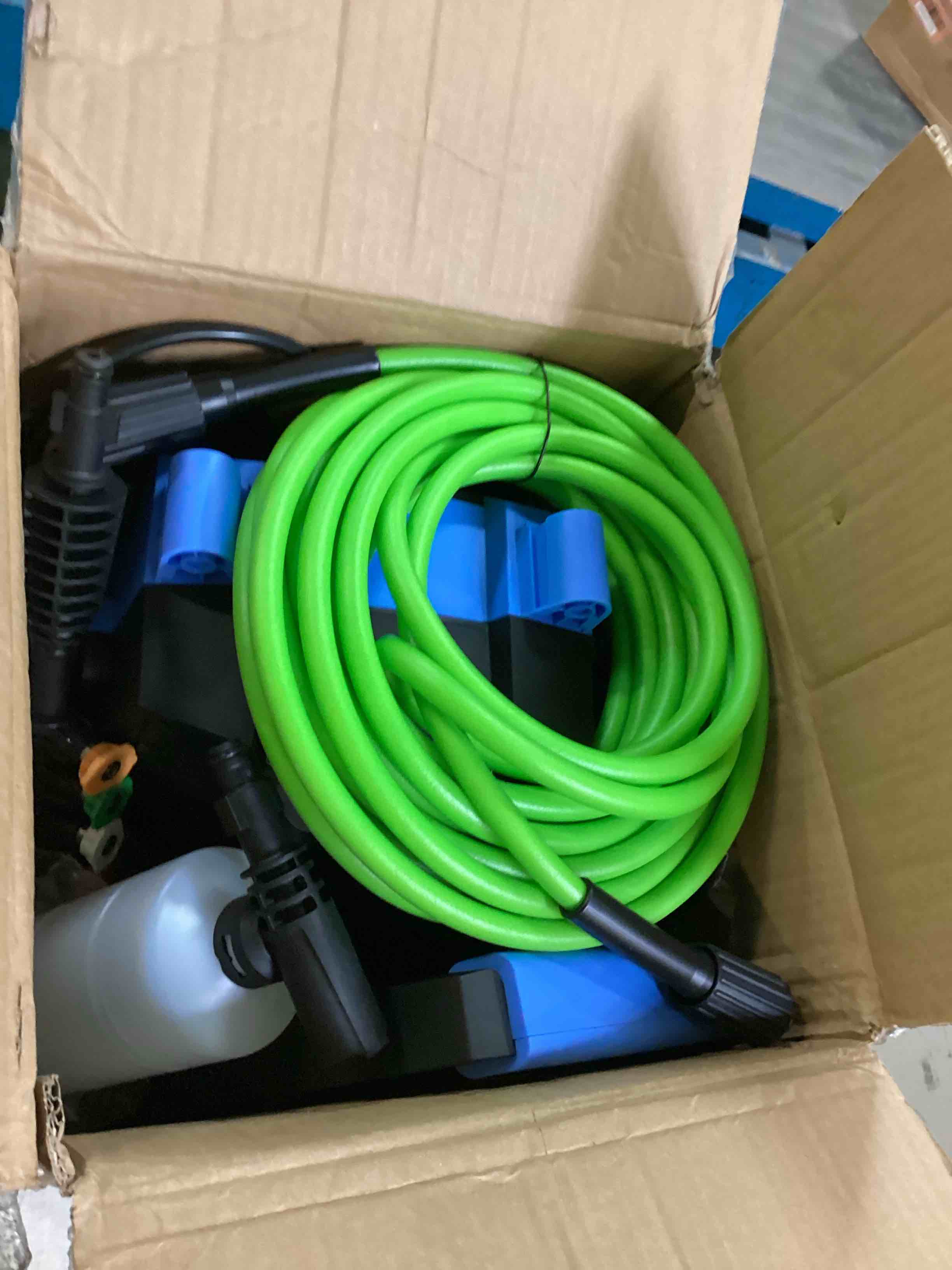 https://s3.amazonaws.com/lotting-images-prod/bidfta/GRN6395373_1716908818561.jpeg
