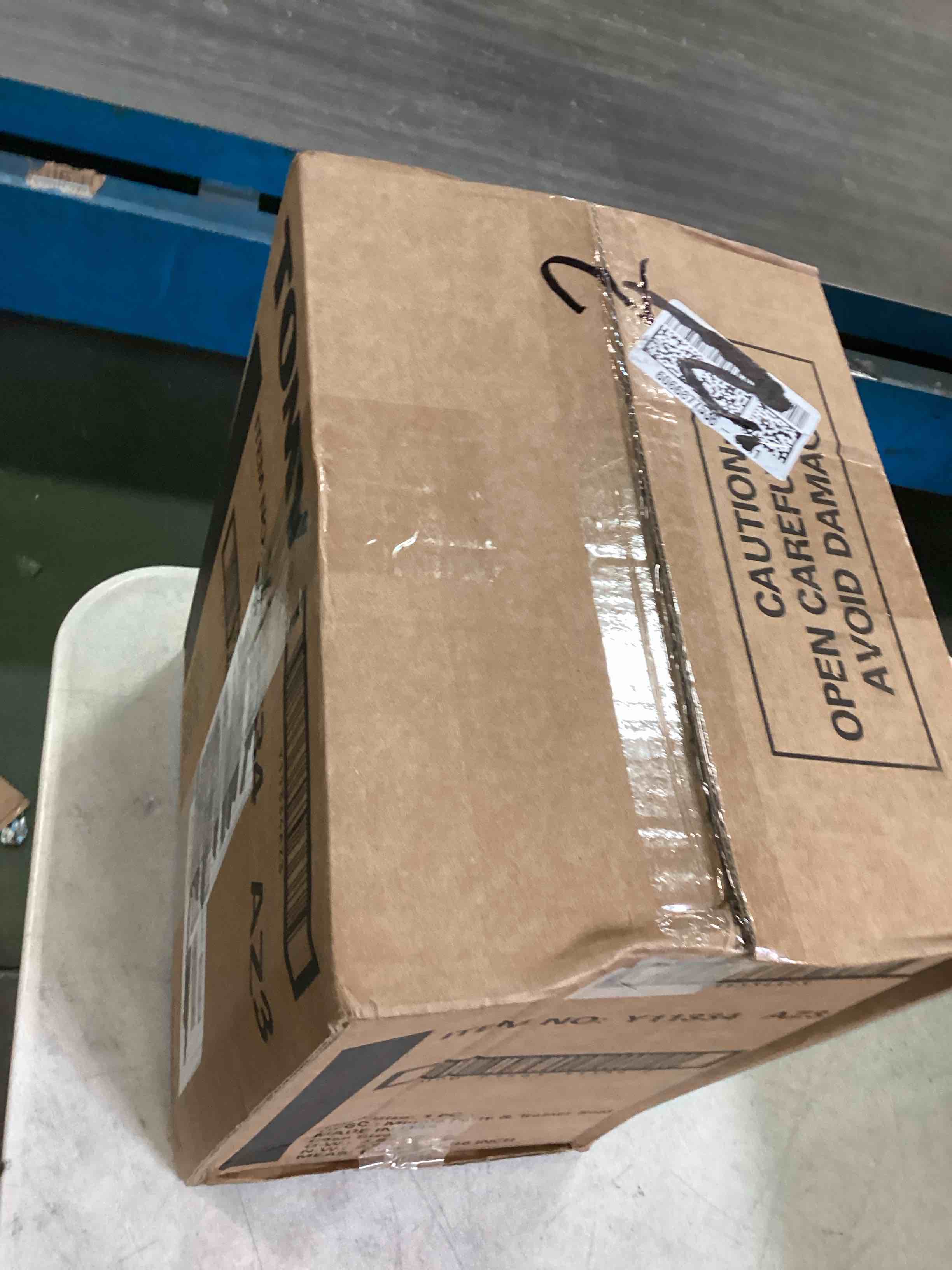 https://s3.amazonaws.com/lotting-images-prod/bidfta/GRN6395452_1716921189519.jpeg