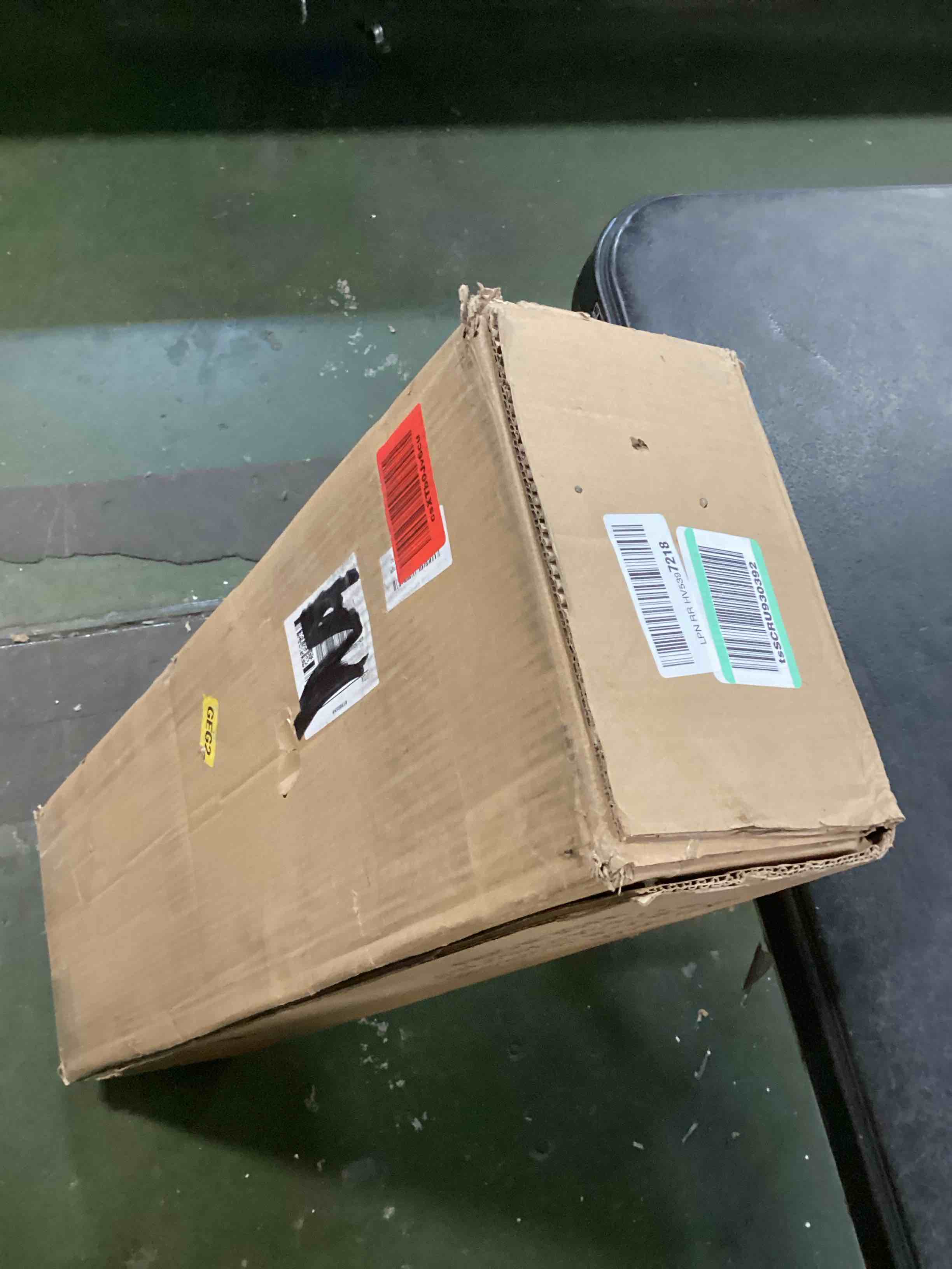 https://s3.amazonaws.com/lotting-images-prod/bidfta/GRN6395605_1717006199715.jpeg