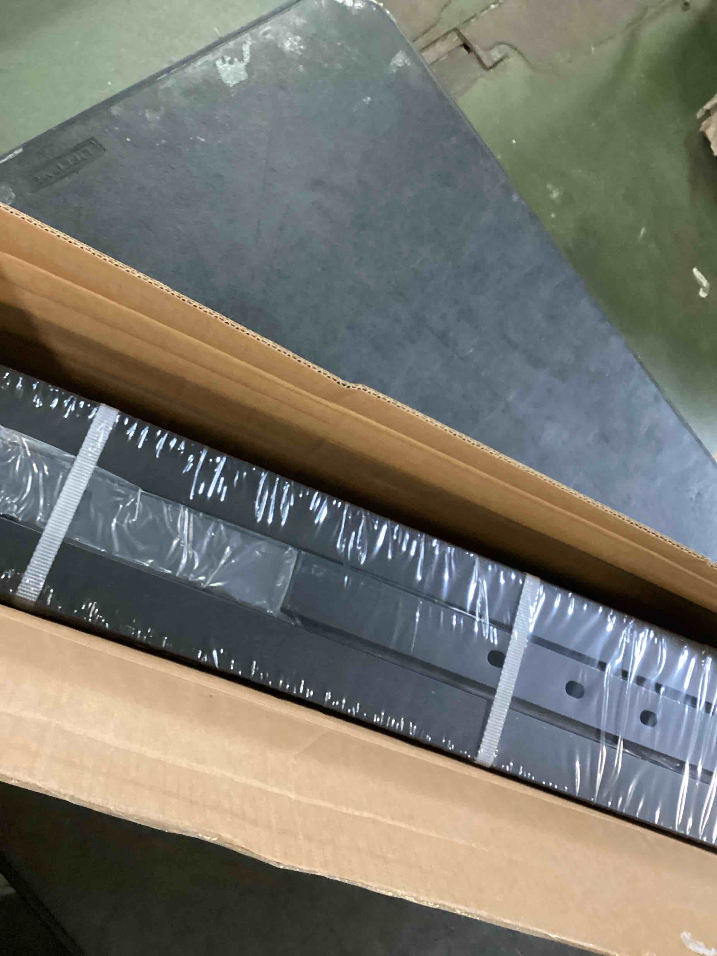 https://s3.amazonaws.com/lotting-images-prod/bidfta/GRN6395803_1717095460855.jpeg