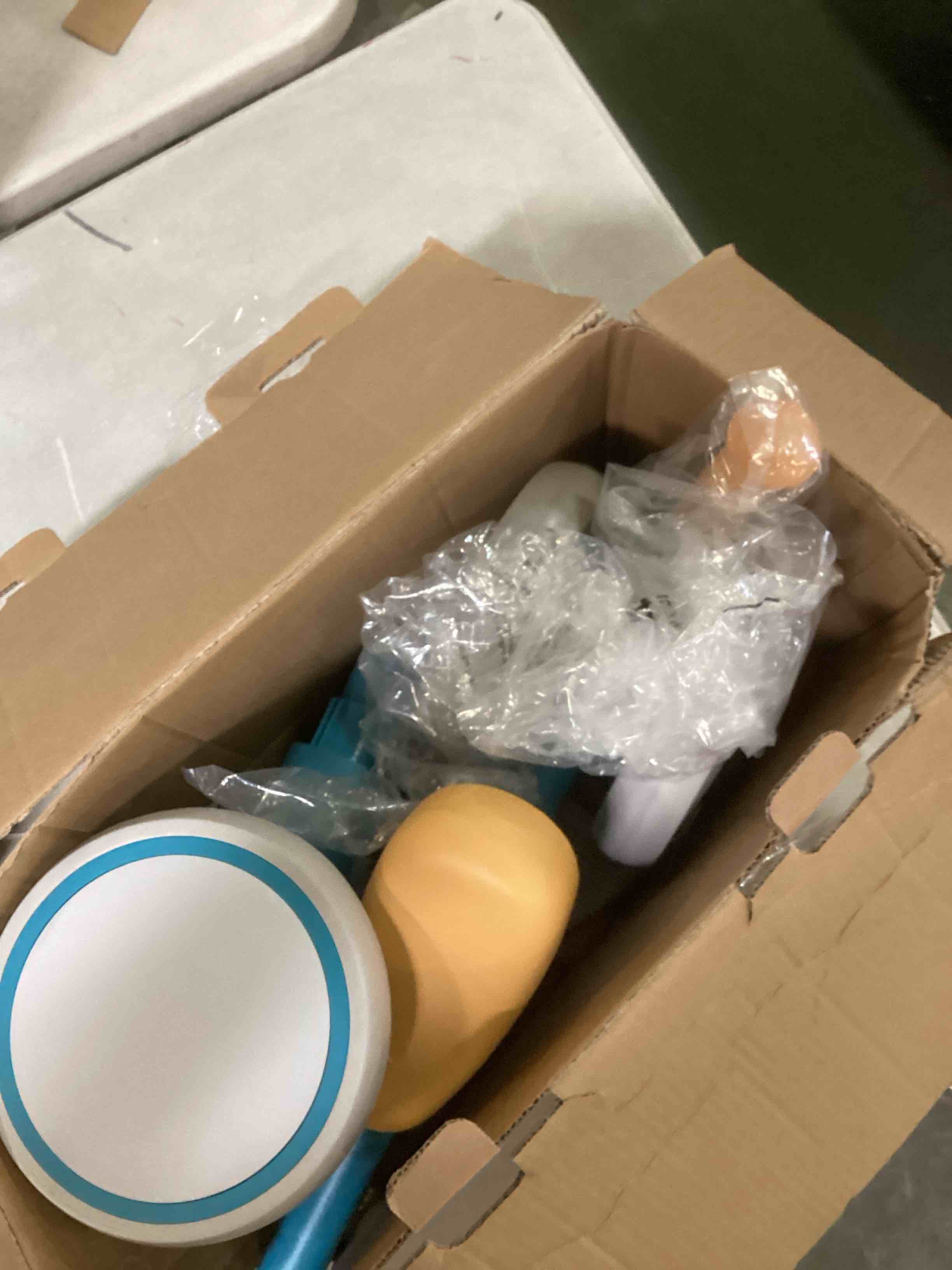 https://s3.amazonaws.com/lotting-images-prod/bidfta/GRN6396155_1717259403567.jpeg