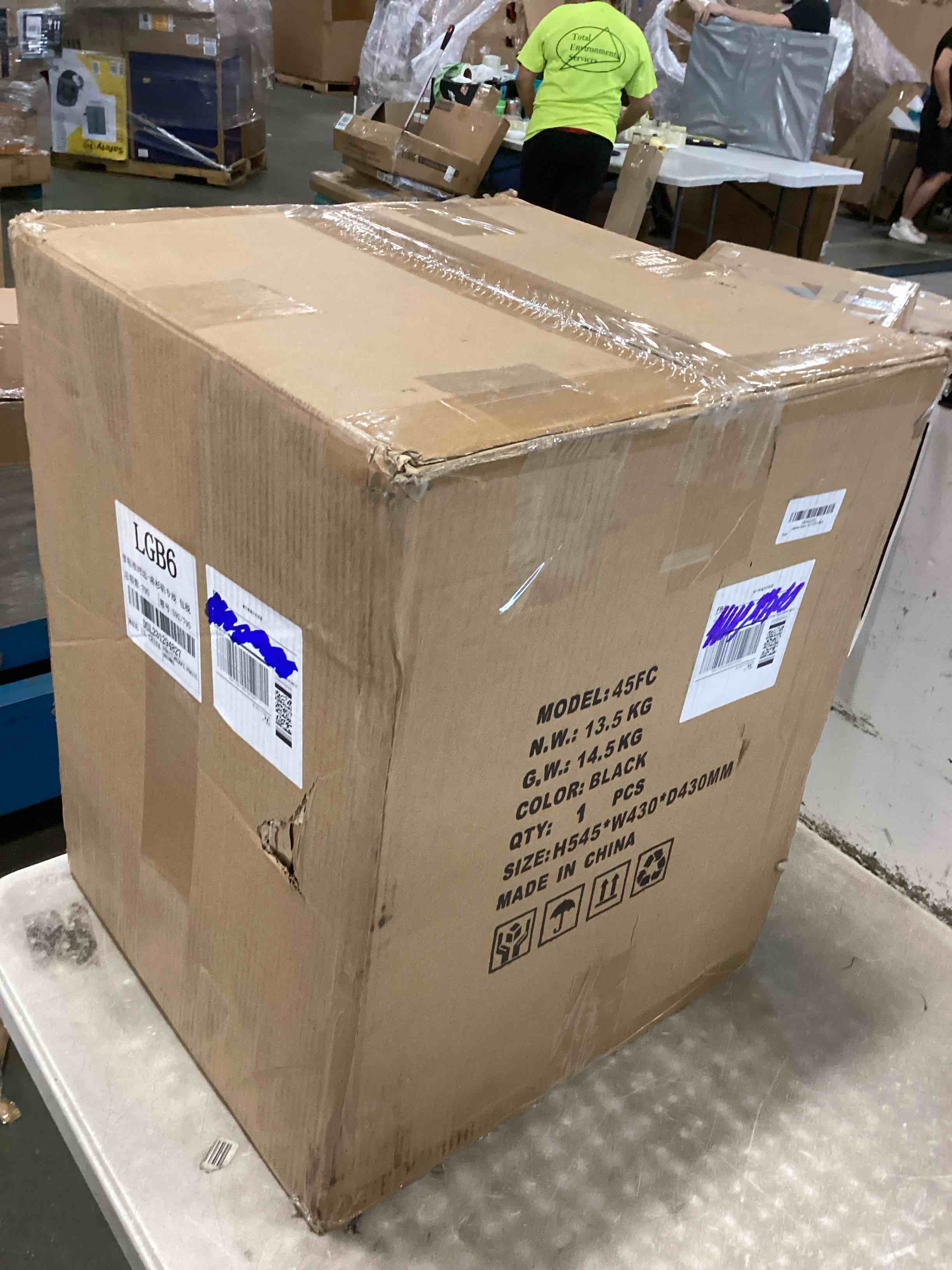 https://s3.amazonaws.com/lotting-images-prod/bidfta/GRN6396503_1716898802077.jpeg
