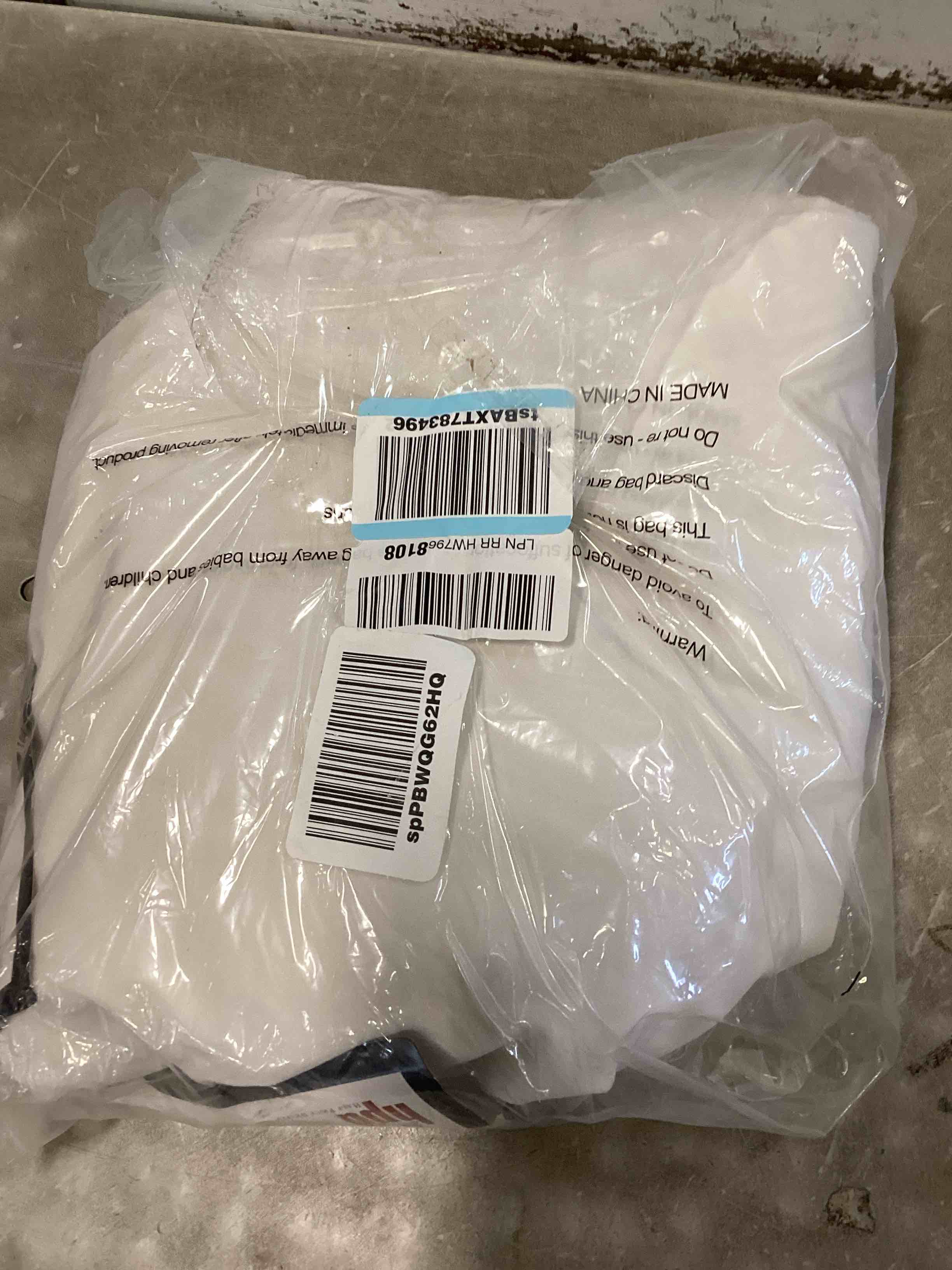 https://s3.amazonaws.com/lotting-images-prod/bidfta/GRN6396584_1716909517441.jpeg
