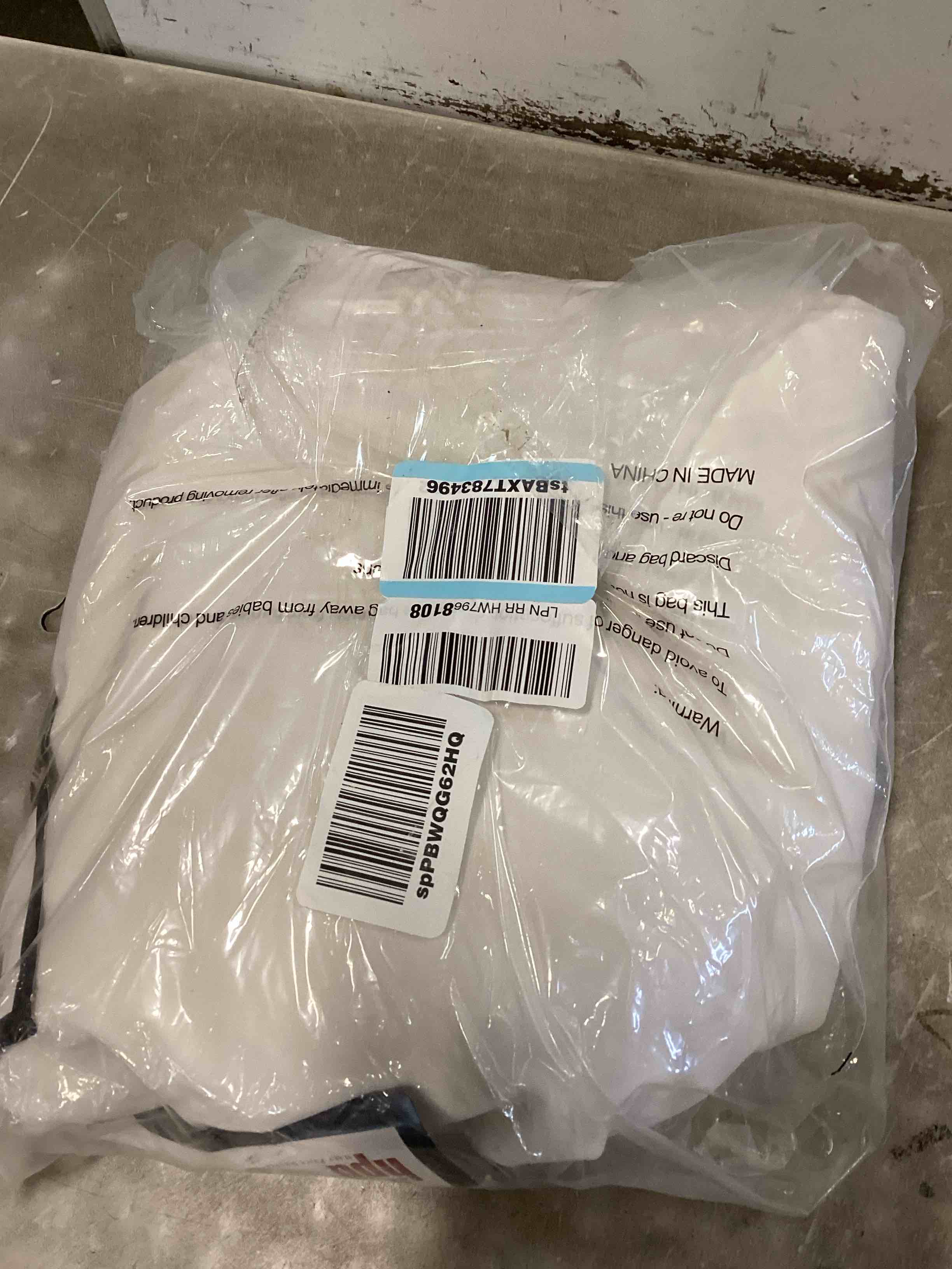https://s3.amazonaws.com/lotting-images-prod/bidfta/GRN6396584_1716909518426.jpeg