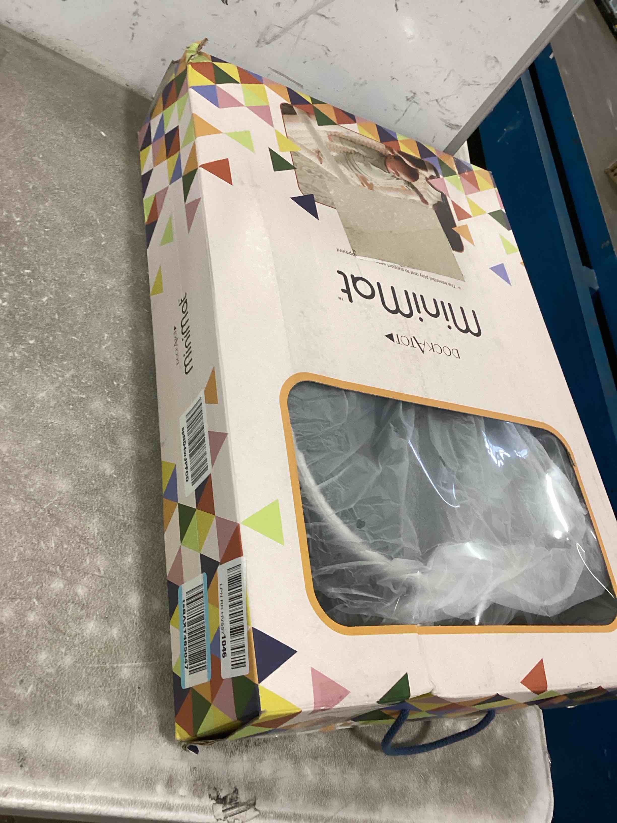 https://s3.amazonaws.com/lotting-images-prod/bidfta/GRN6396749_1716984321265.jpeg