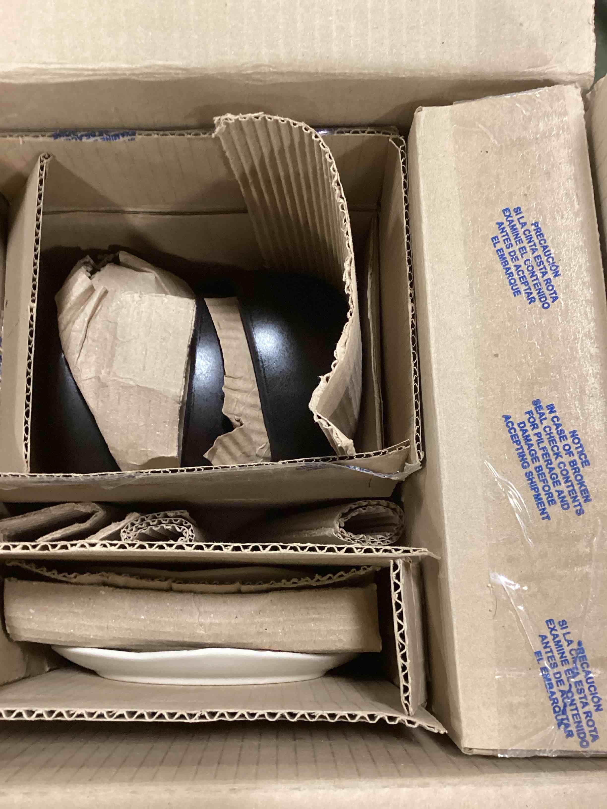 https://s3.amazonaws.com/lotting-images-prod/bidfta/GRN6397859_1717589775834.jpeg