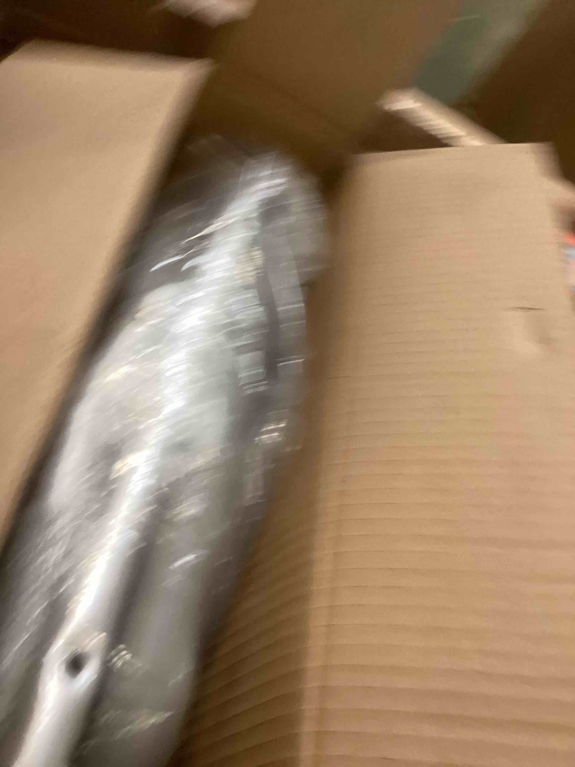 https://s3.amazonaws.com/lotting-images-prod/bidfta/GRN6399548_1716561842848.jpeg