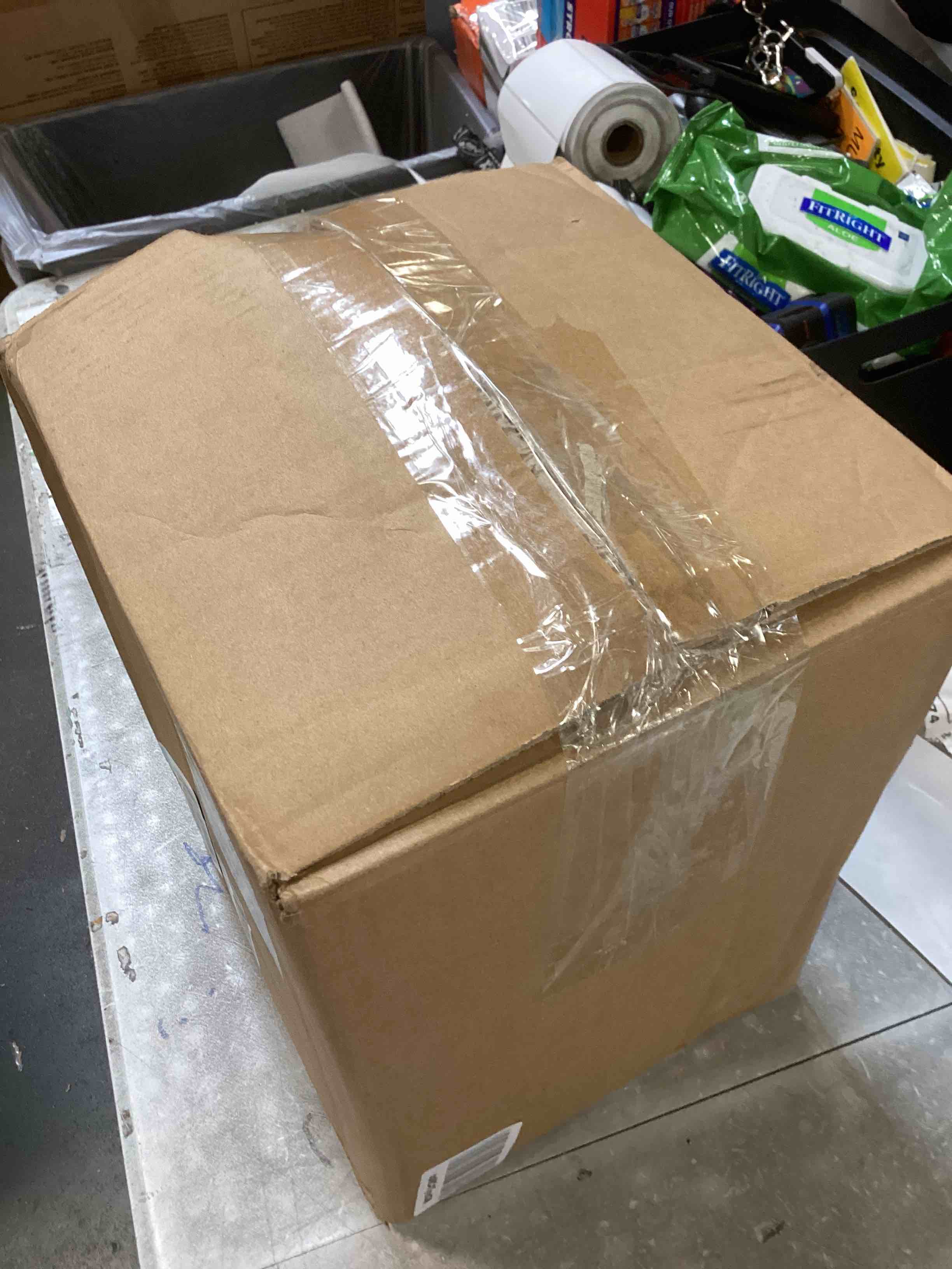 https://s3.amazonaws.com/lotting-images-prod/bidfta/GRN6399553_1716562259232.jpeg