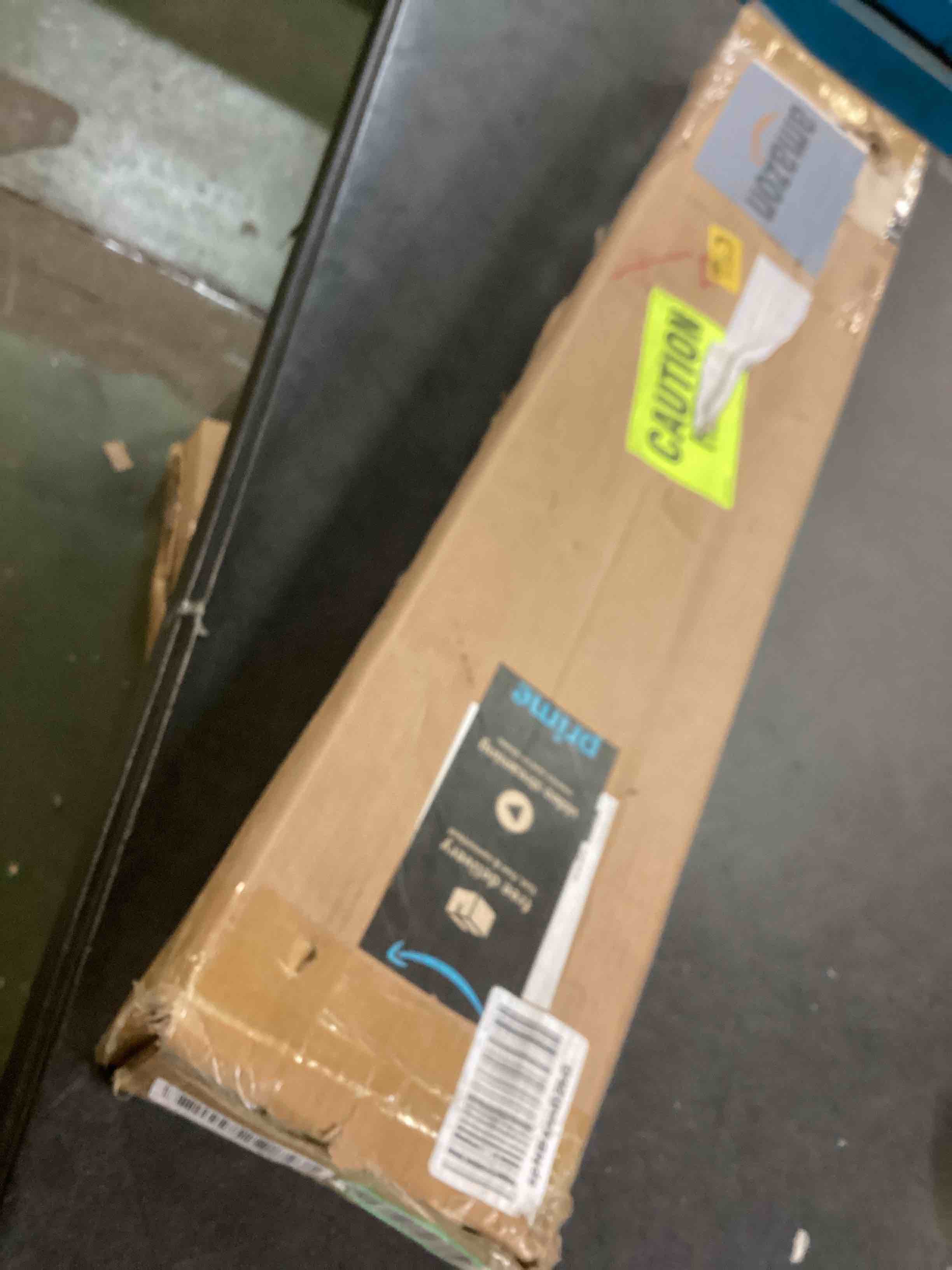 https://s3.amazonaws.com/lotting-images-prod/bidfta/GRN6399820_1716908955202.jpeg