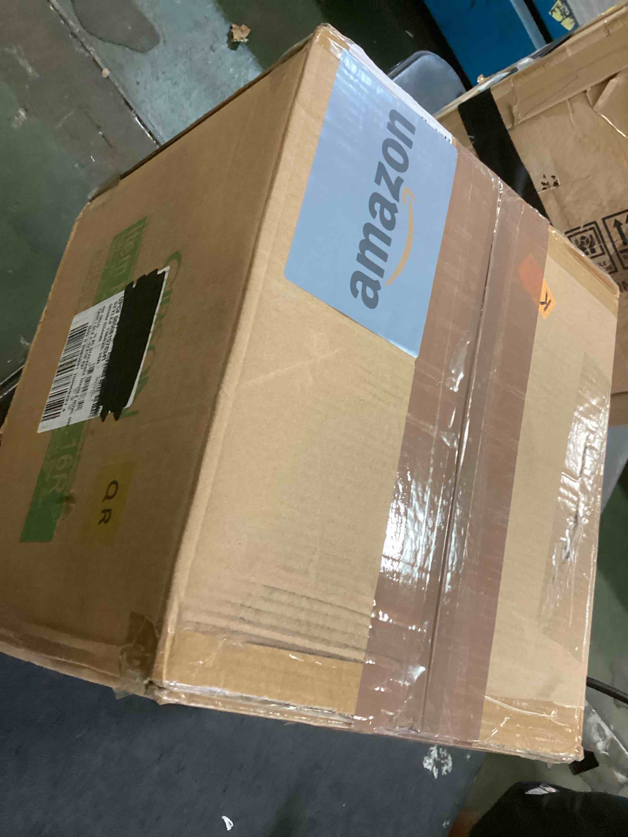 https://s3.amazonaws.com/lotting-images-prod/bidfta/GRN6399832_1716910583415.jpeg