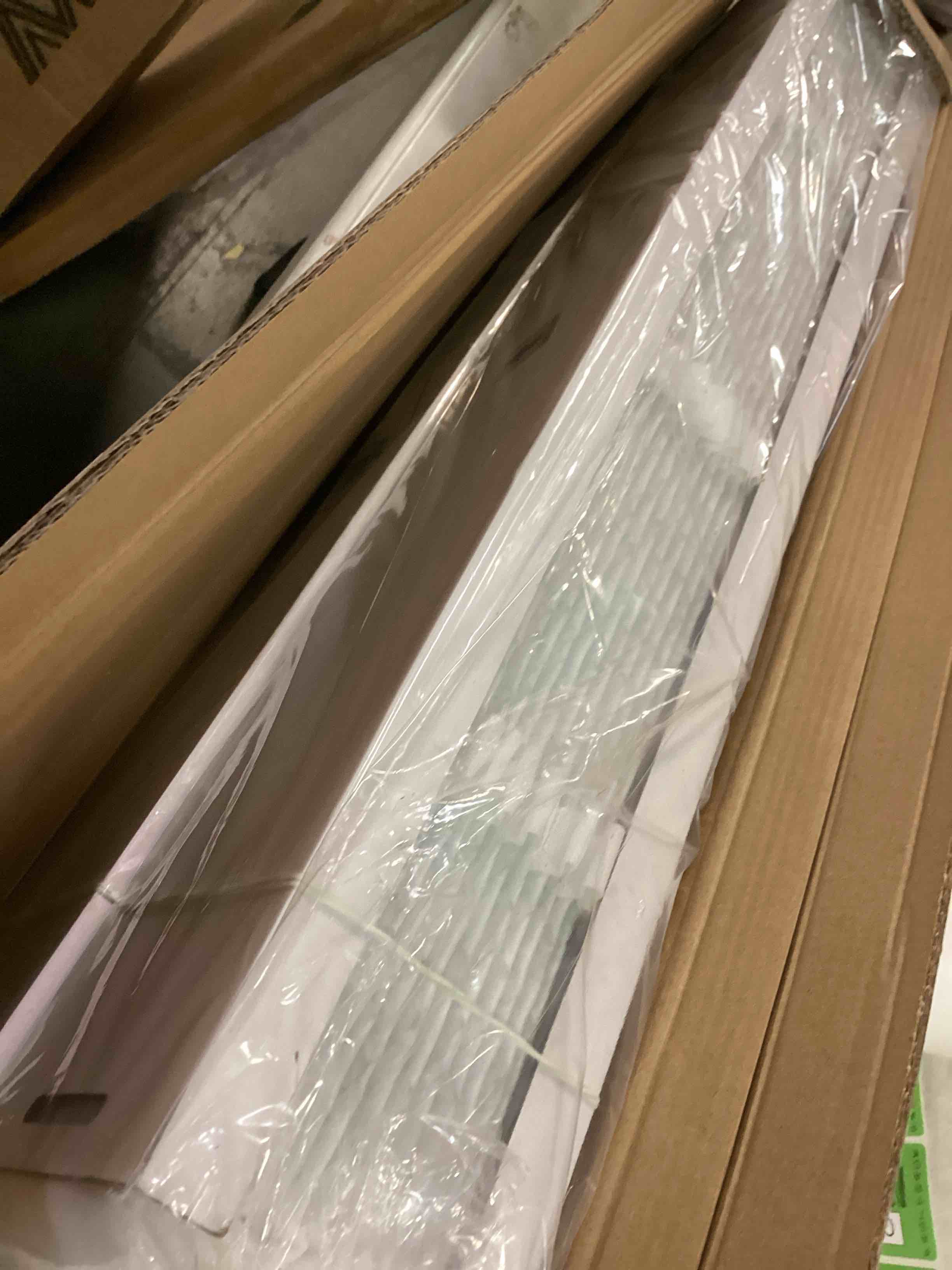 https://s3.amazonaws.com/lotting-images-prod/bidfta/GRN6400227_1717068668020.jpeg