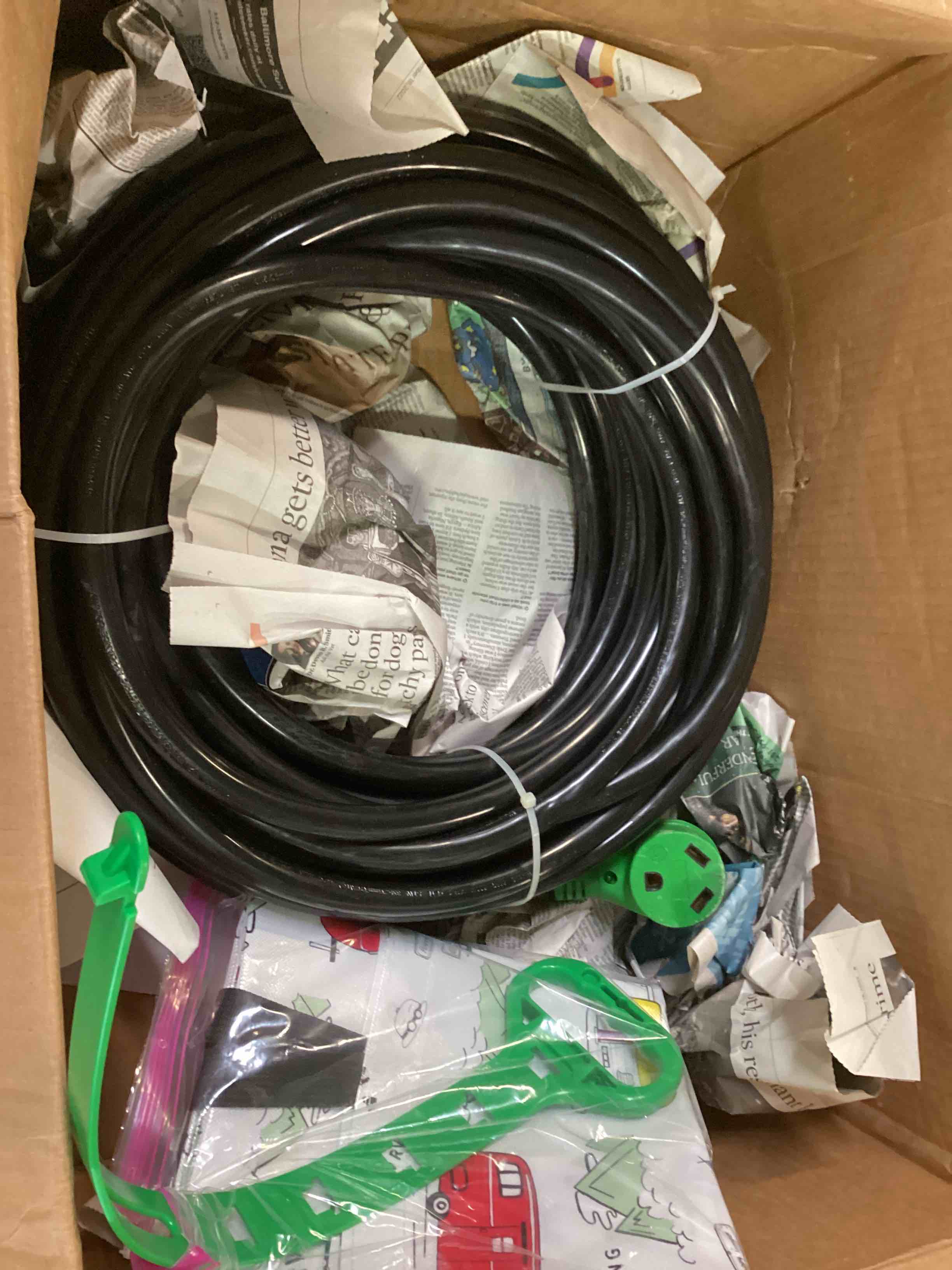https://s3.amazonaws.com/lotting-images-prod/bidfta/GRN6400328_1717079874002.jpeg