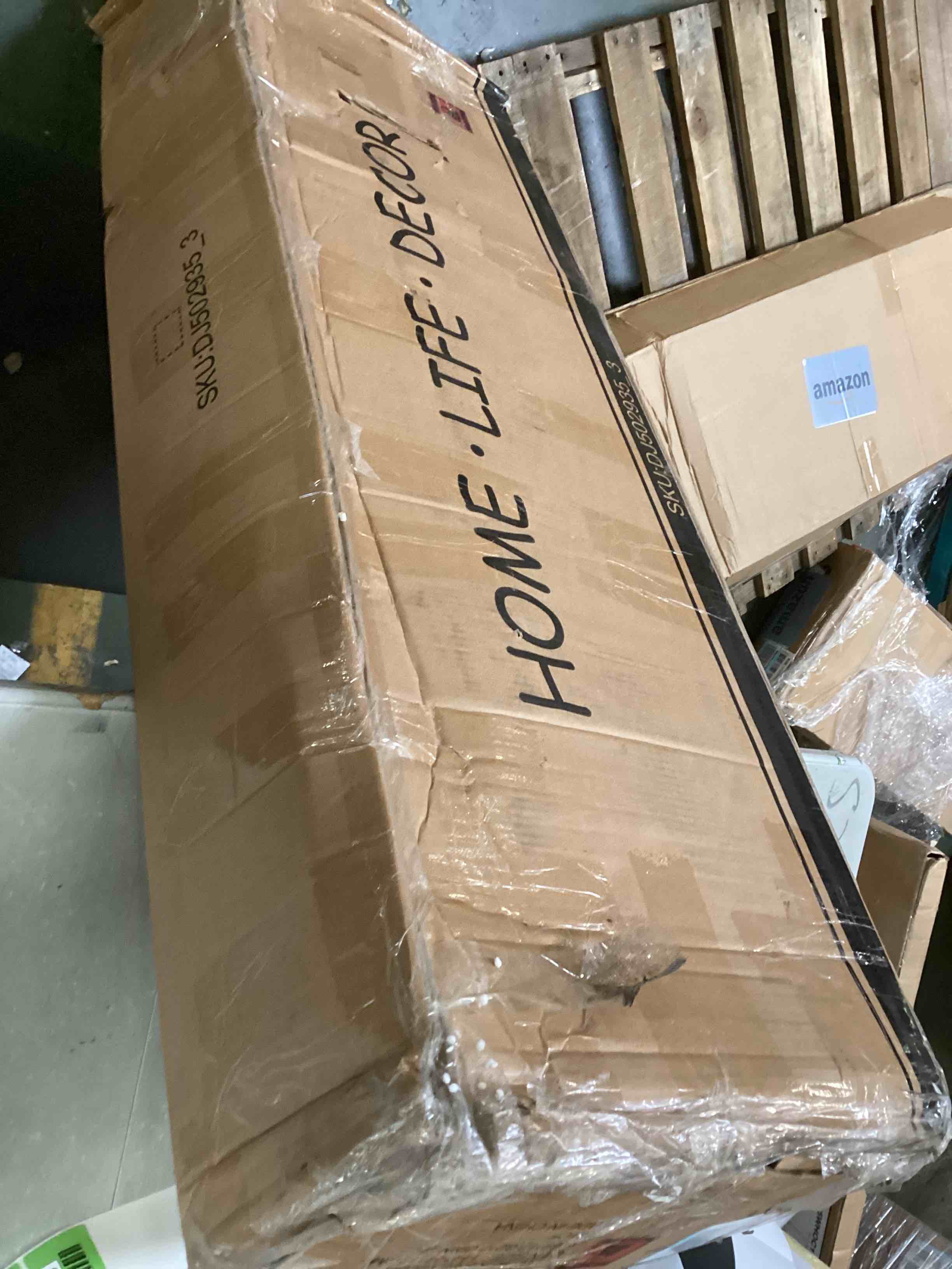 https://s3.amazonaws.com/lotting-images-prod/bidfta/GRN6400449_1717095028774.jpeg