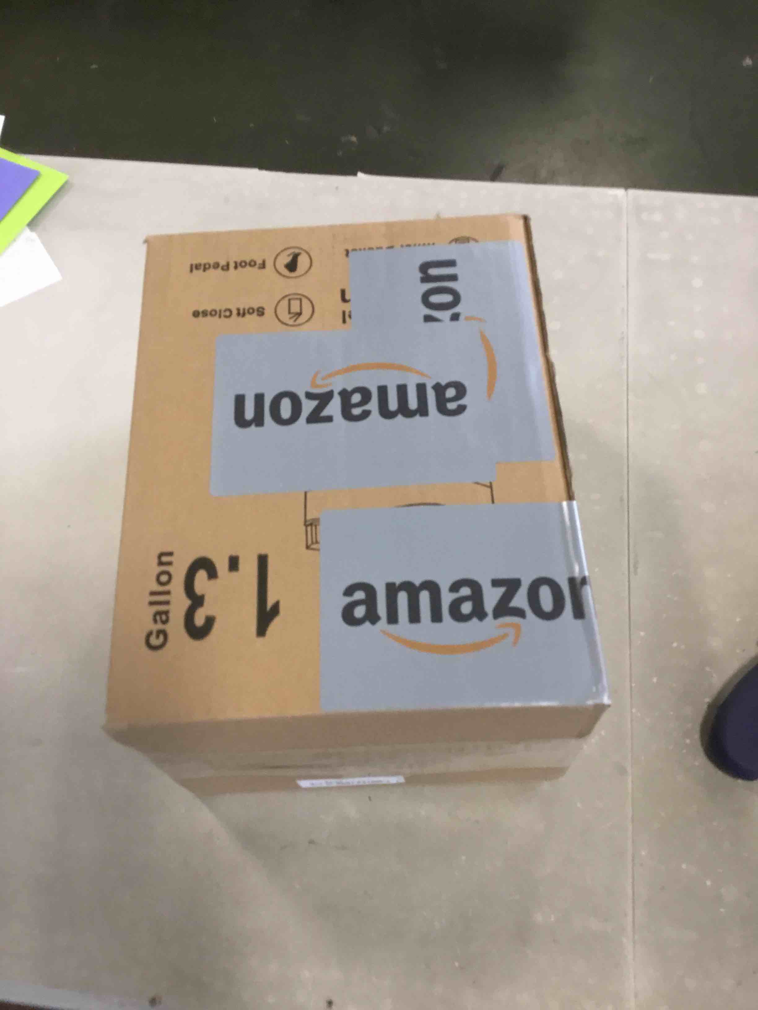 https://s3.amazonaws.com/lotting-images-prod/bidfta/GRN6401928_1717009713610.jpeg