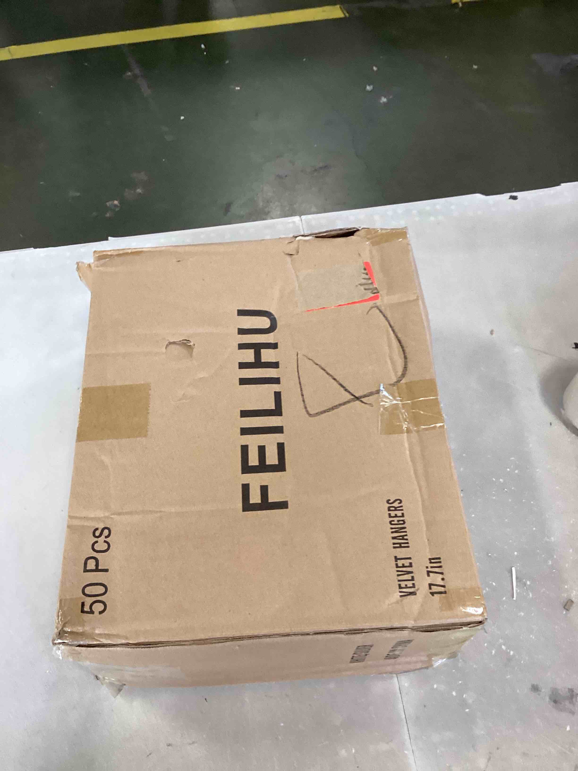 https://s3.amazonaws.com/lotting-images-prod/bidfta/GRN6402024_1717158147903.jpeg