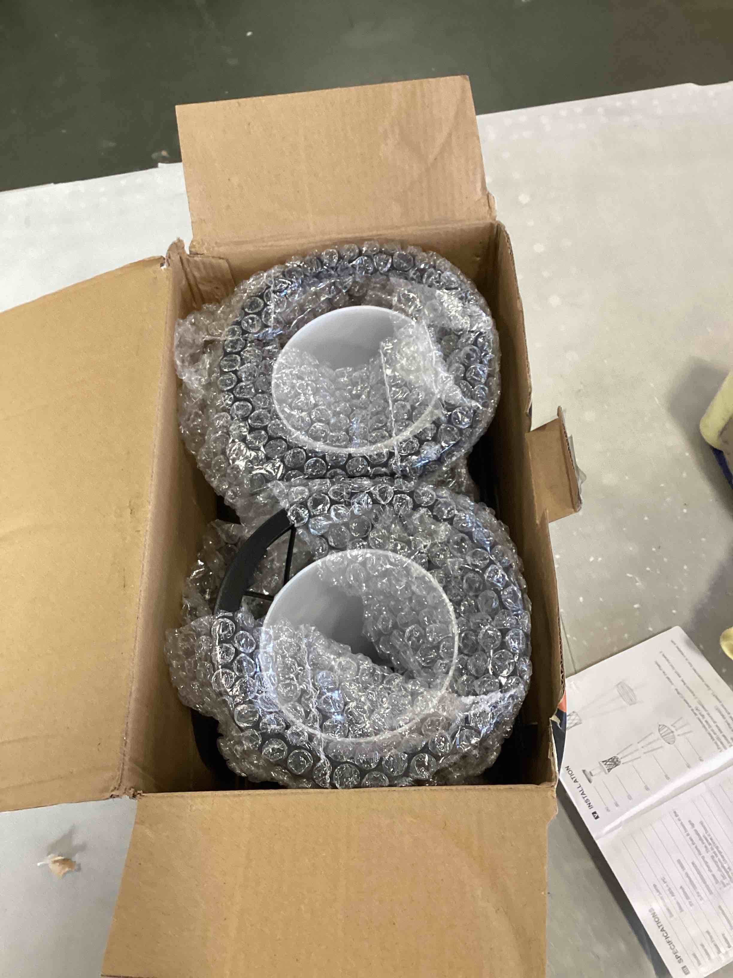 https://s3.amazonaws.com/lotting-images-prod/bidfta/GRN6402029_1717158599421.jpeg