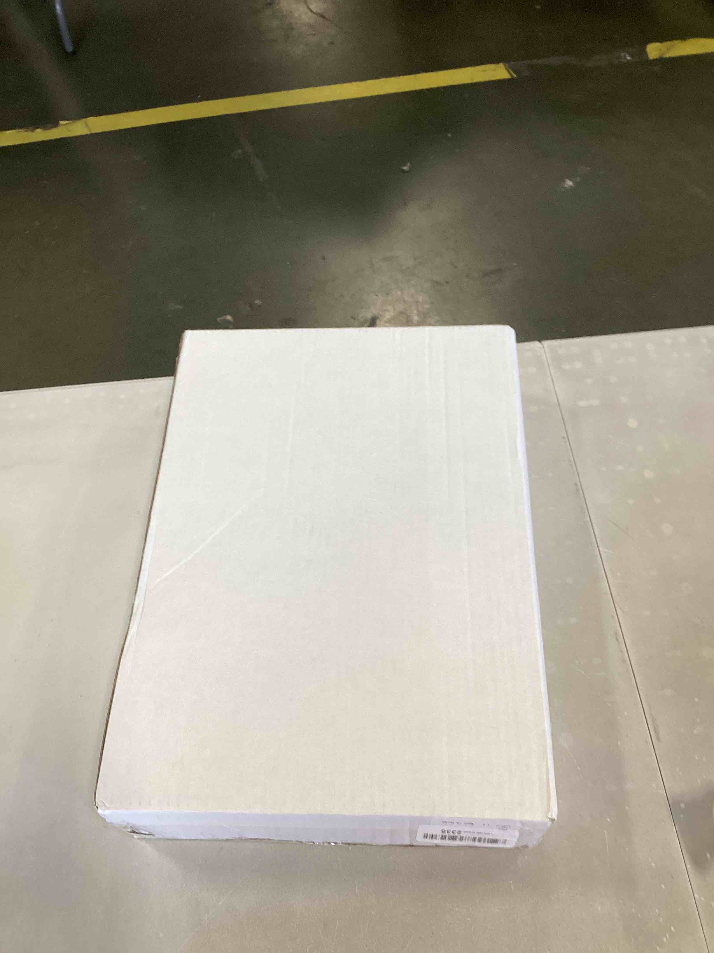 https://s3.amazonaws.com/lotting-images-prod/bidfta/GRN6402103_1717163541047.jpeg