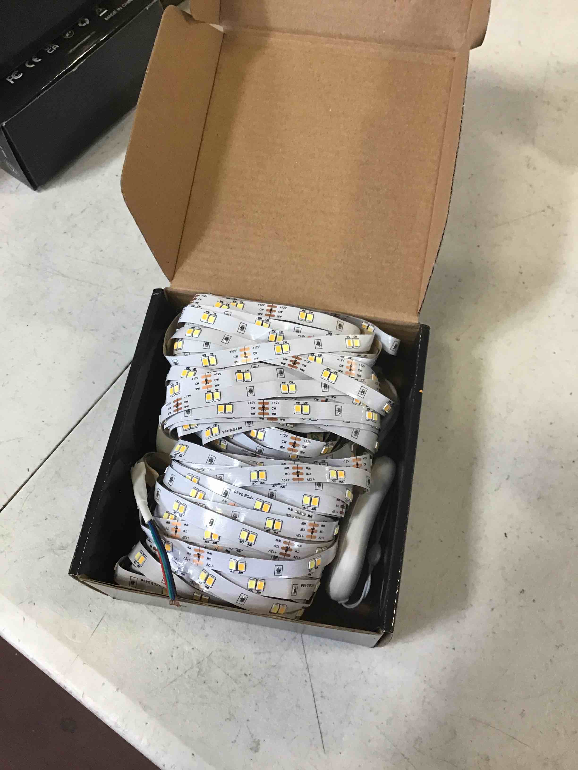 https://s3.amazonaws.com/lotting-images-prod/bidfta/GRN6402891_1717261045270.jpeg