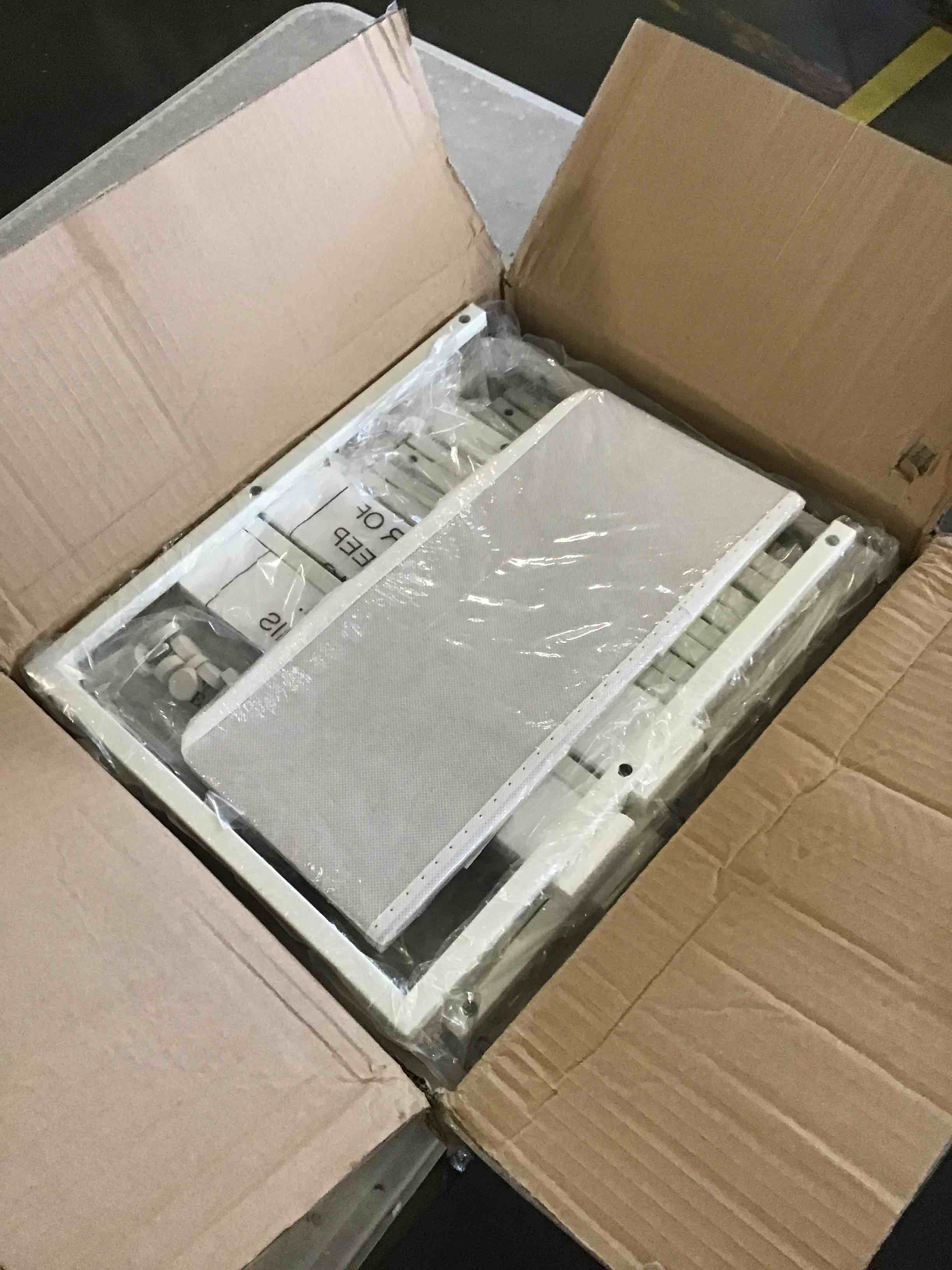 https://s3.amazonaws.com/lotting-images-prod/bidfta/GRN6403751_1717767794497.jpeg