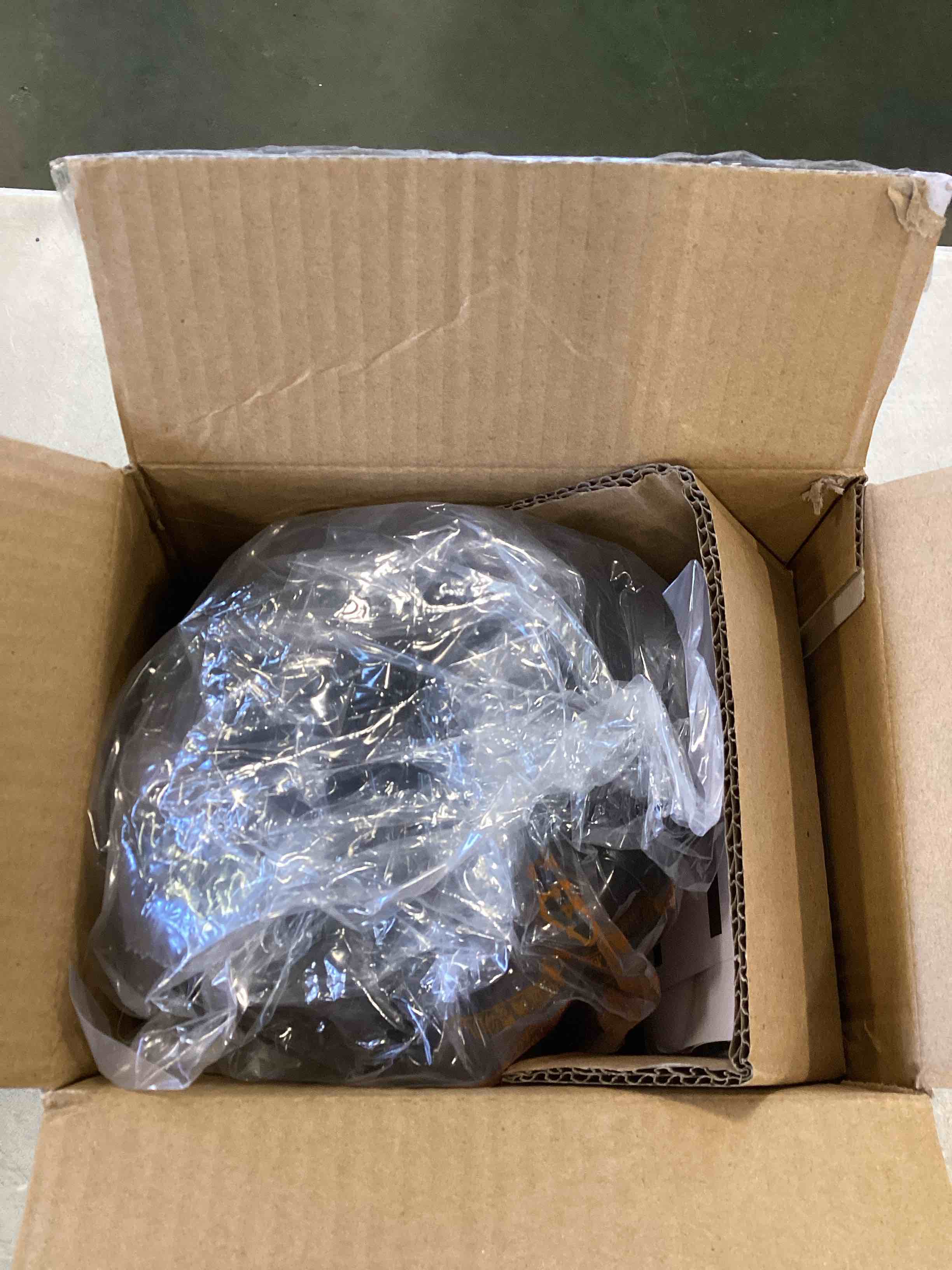 https://s3.amazonaws.com/lotting-images-prod/bidfta/GRN6404963_1719599686424.jpeg