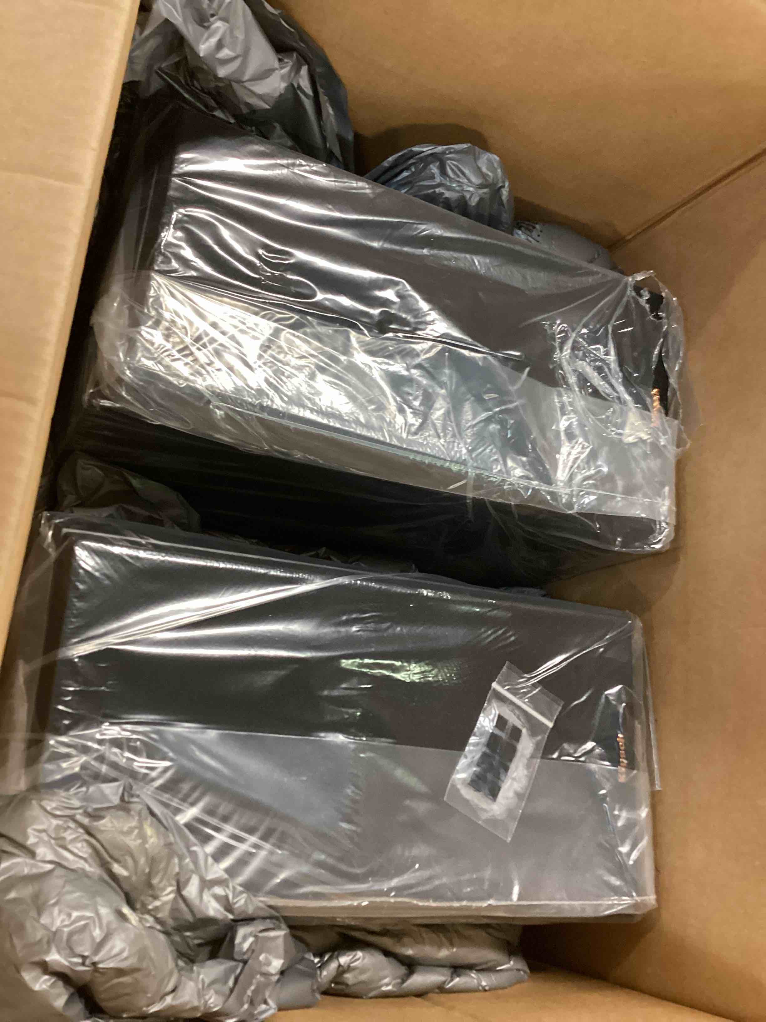https://s3.amazonaws.com/lotting-images-prod/bidfta/GRN6407633_1718450388226.jpeg