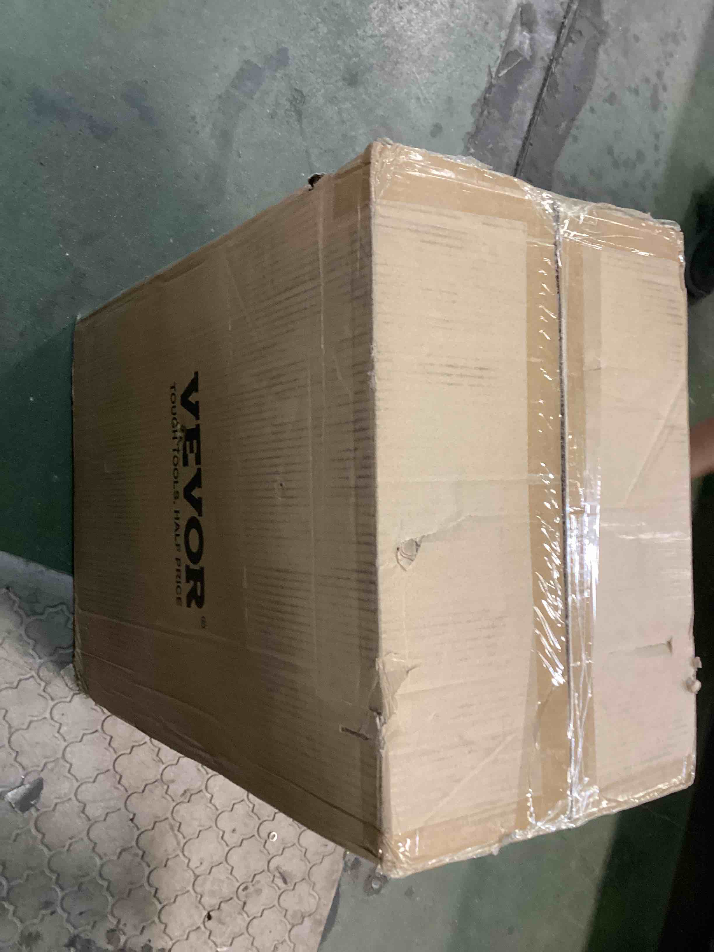 https://s3.amazonaws.com/lotting-images-prod/bidfta/GRN6407857_1718475507149.jpeg