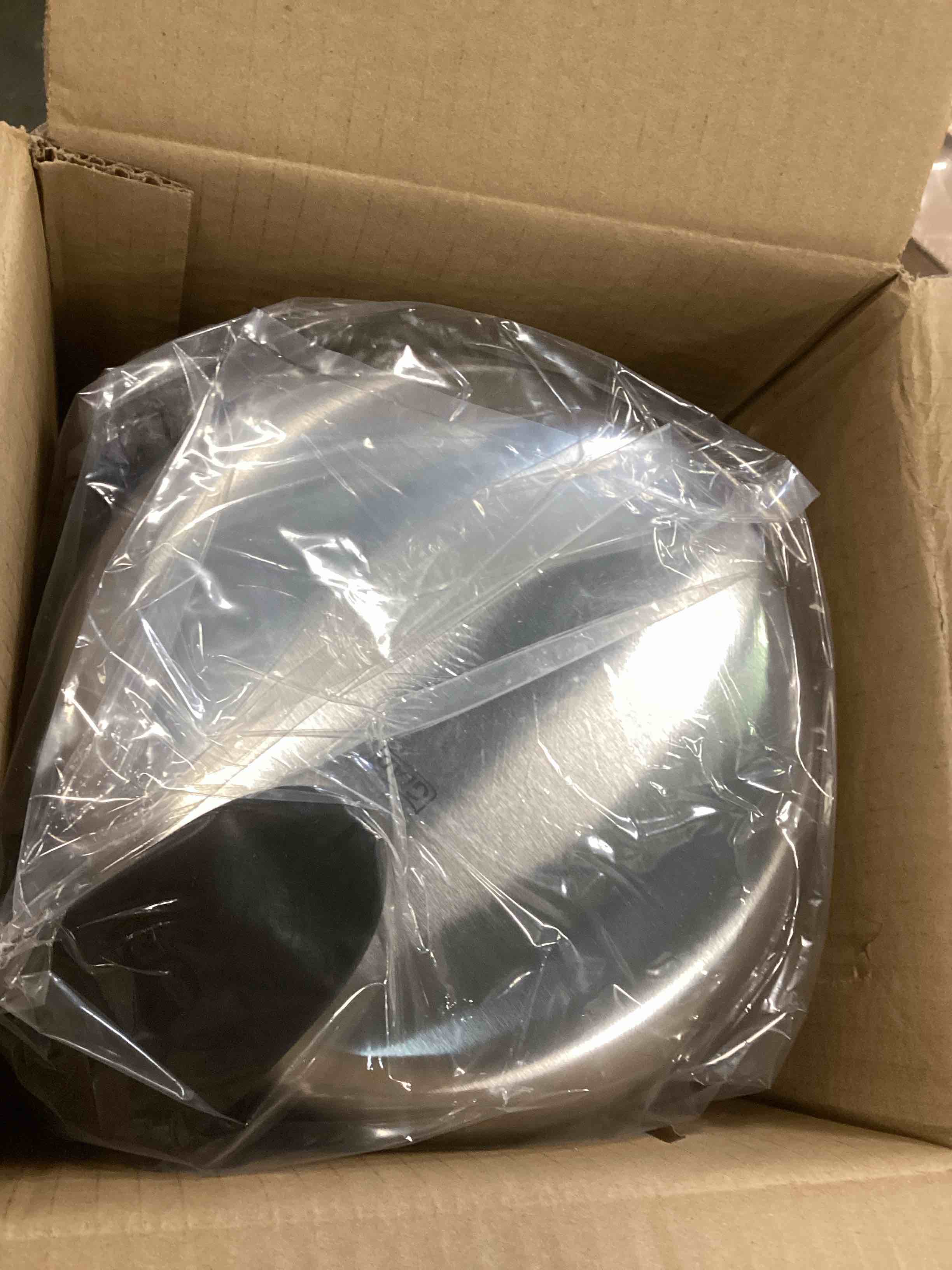 https://s3.amazonaws.com/lotting-images-prod/bidfta/GRN6408111_1718563609489.jpeg