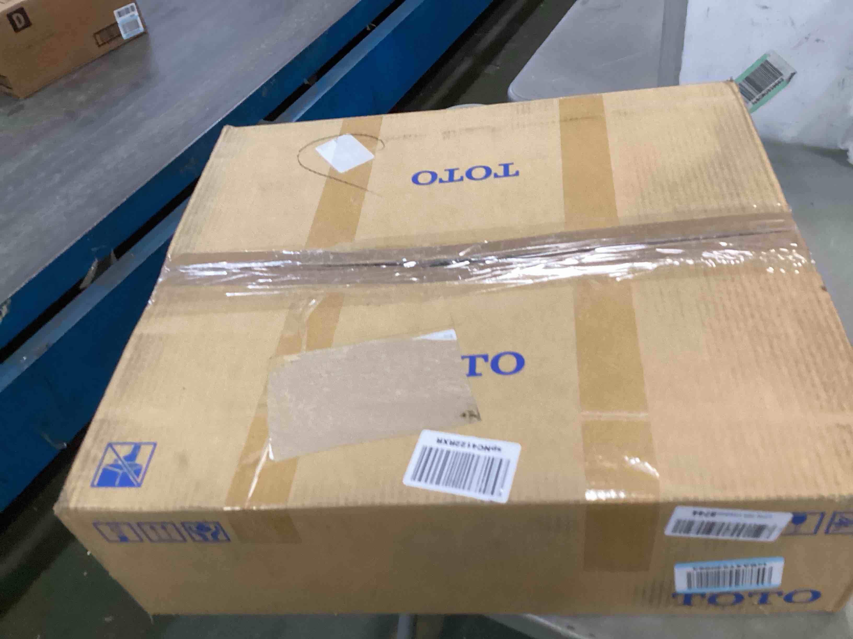 https://s3.amazonaws.com/lotting-images-prod/bidfta/GRN6408729_1717788583161.jpeg