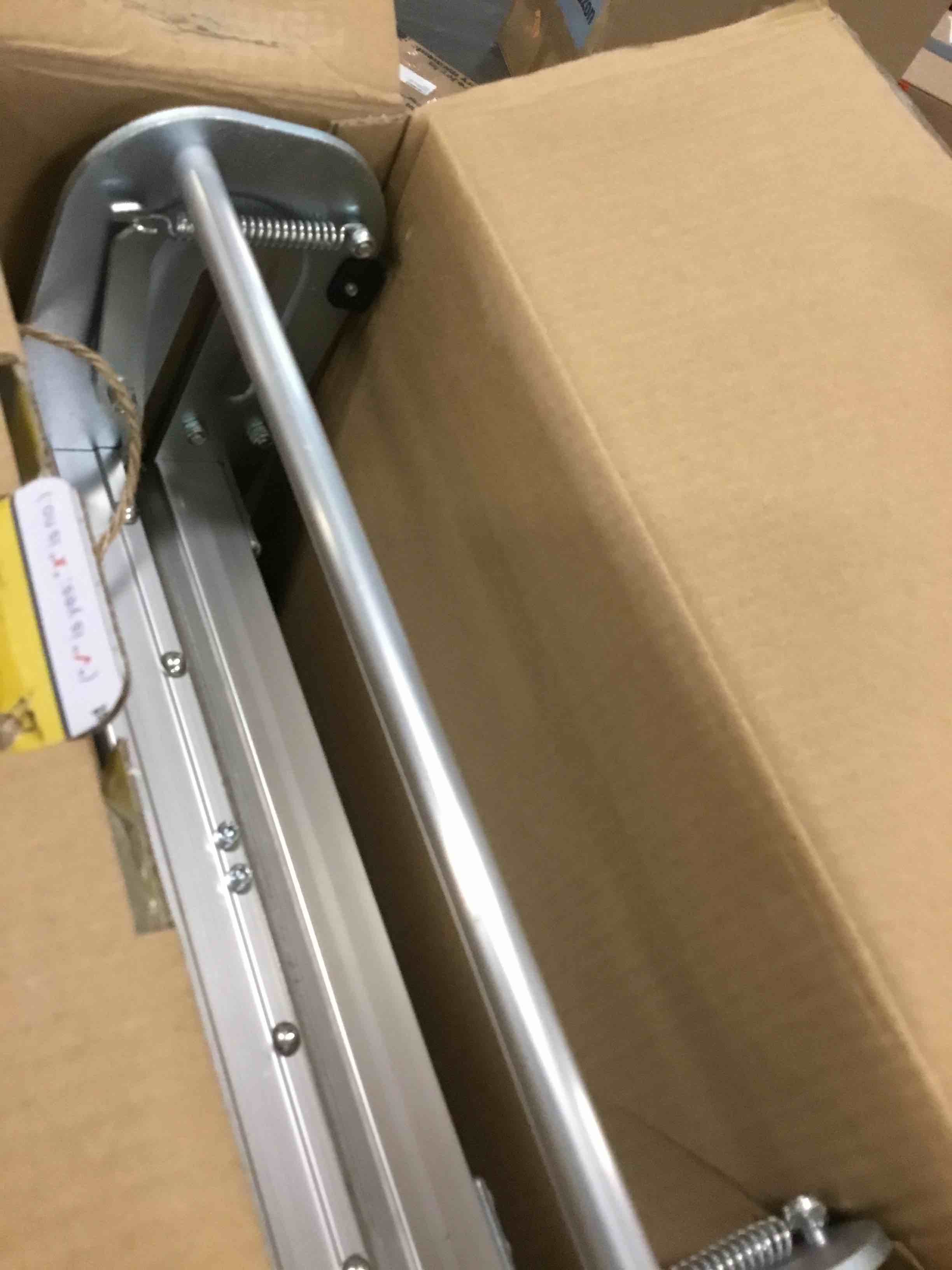 https://s3.amazonaws.com/lotting-images-prod/bidfta/GRN6408783_1717847411756.jpeg