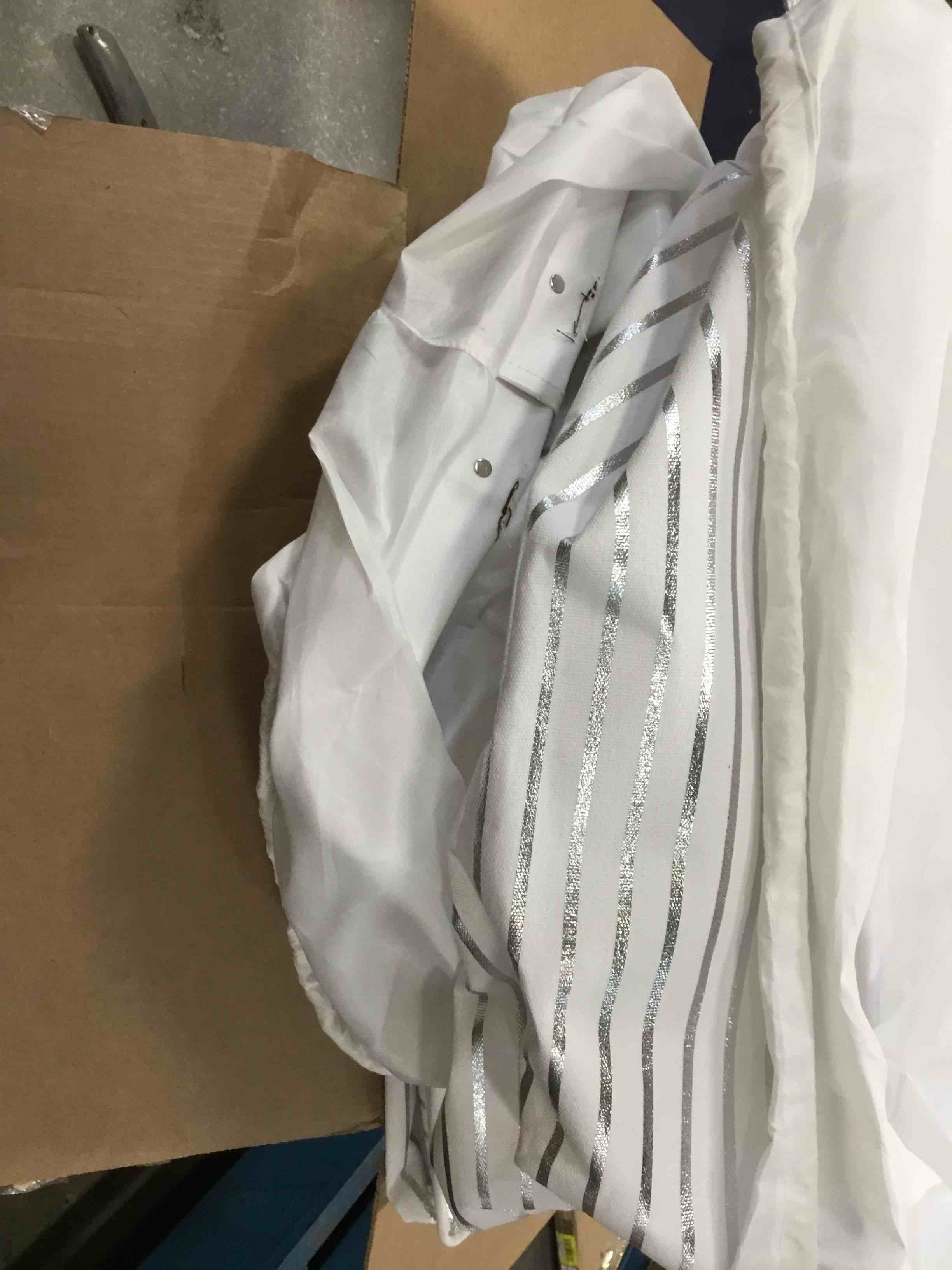 https://s3.amazonaws.com/lotting-images-prod/bidfta/GRN6409582_1718376009422.jpeg