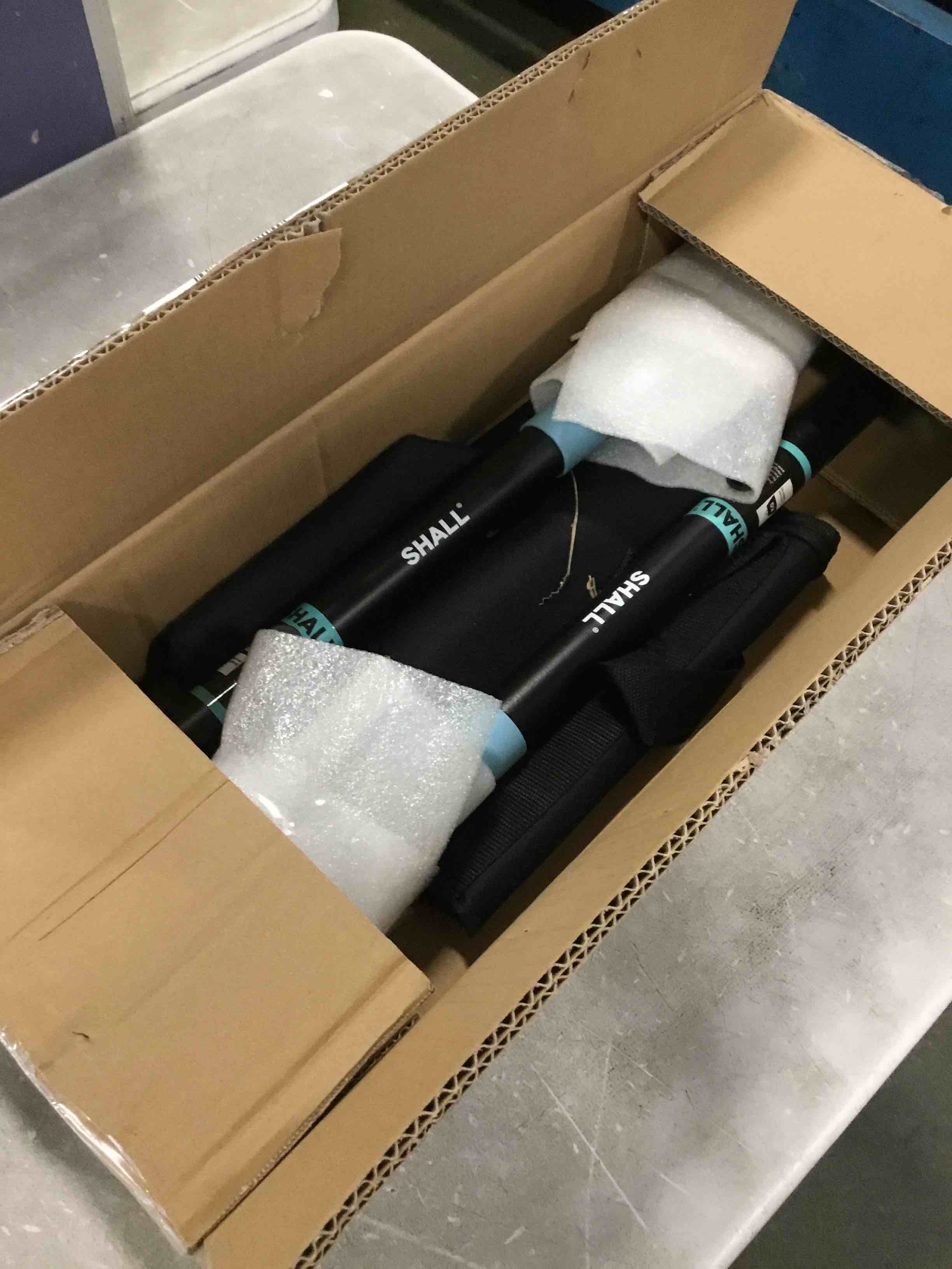 https://s3.amazonaws.com/lotting-images-prod/bidfta/GRN6409597_1718377674365.jpeg