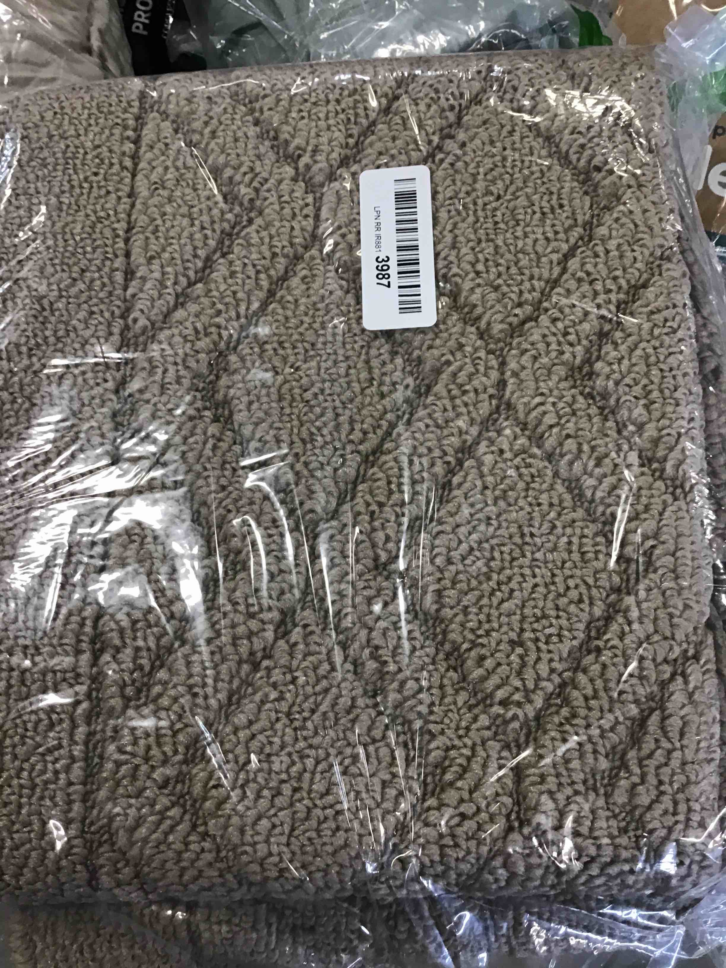 https://s3.amazonaws.com/lotting-images-prod/bidfta/GRN6410089_1717688778385.jpeg