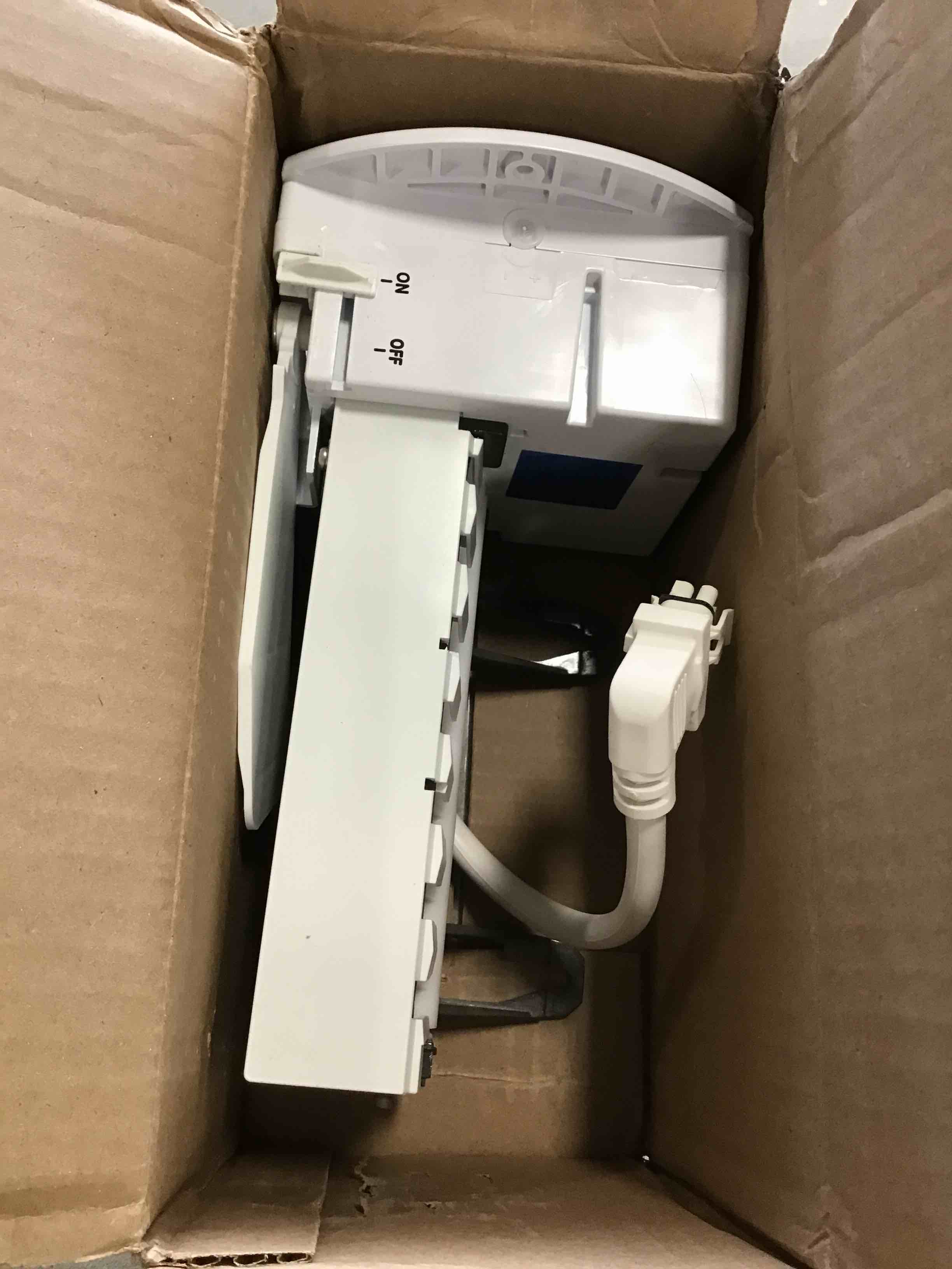 https://s3.amazonaws.com/lotting-images-prod/bidfta/GRN6410529_1718020925252.jpeg