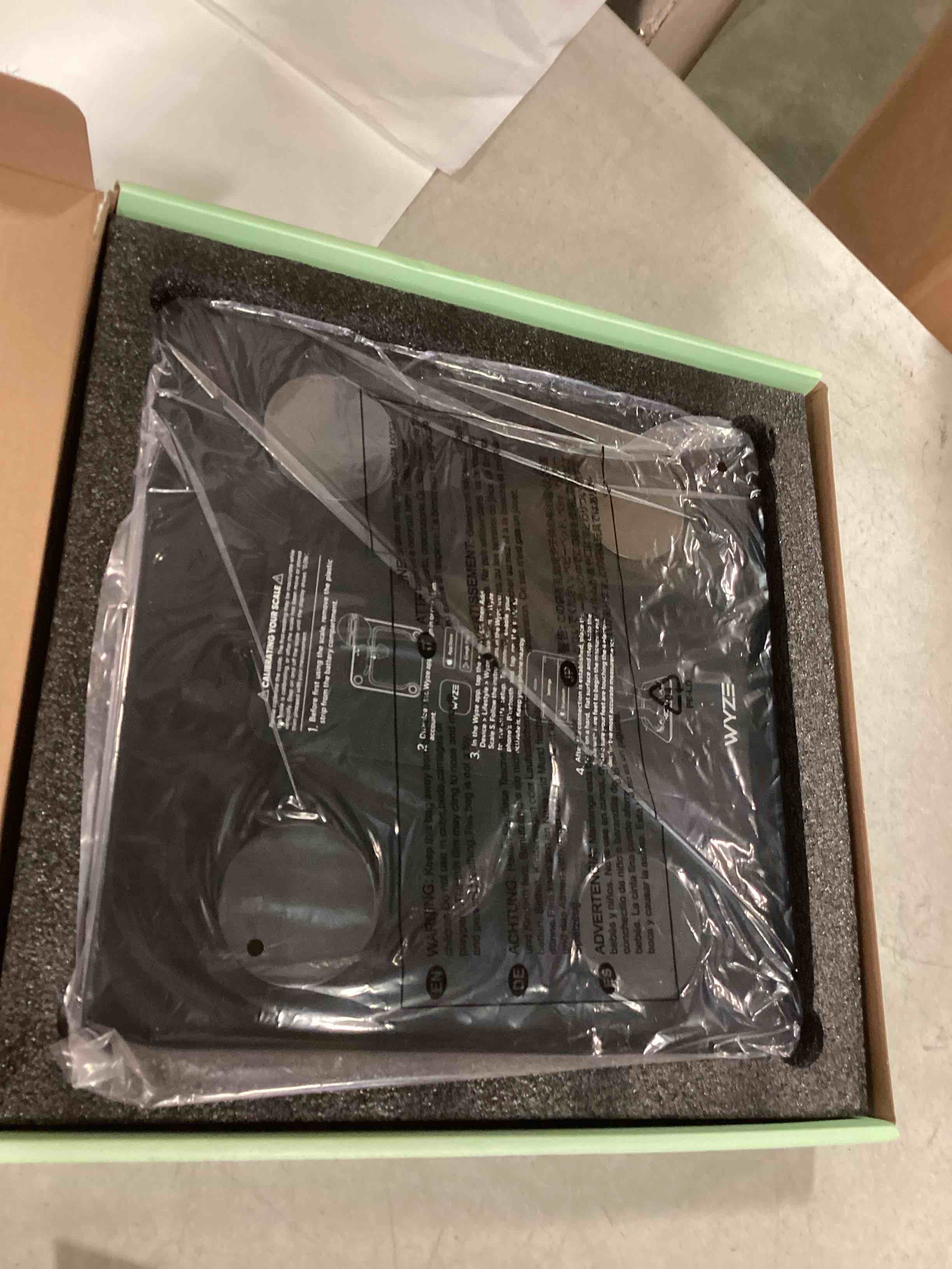 https://s3.amazonaws.com/lotting-images-prod/bidfta/GRN6412087_1722873320458.jpeg