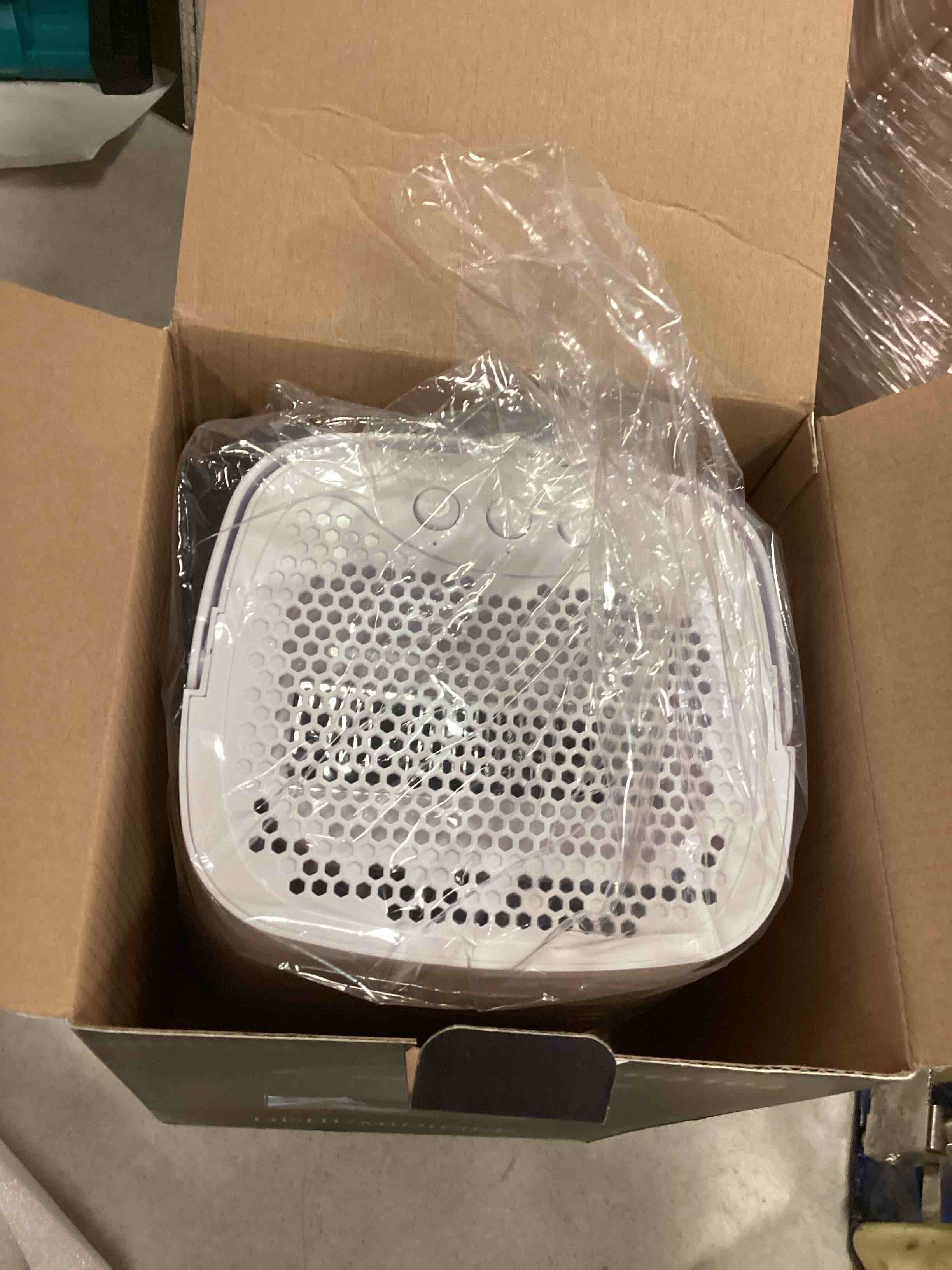 https://s3.amazonaws.com/lotting-images-prod/bidfta/GRN6412130_1722879258063.jpeg