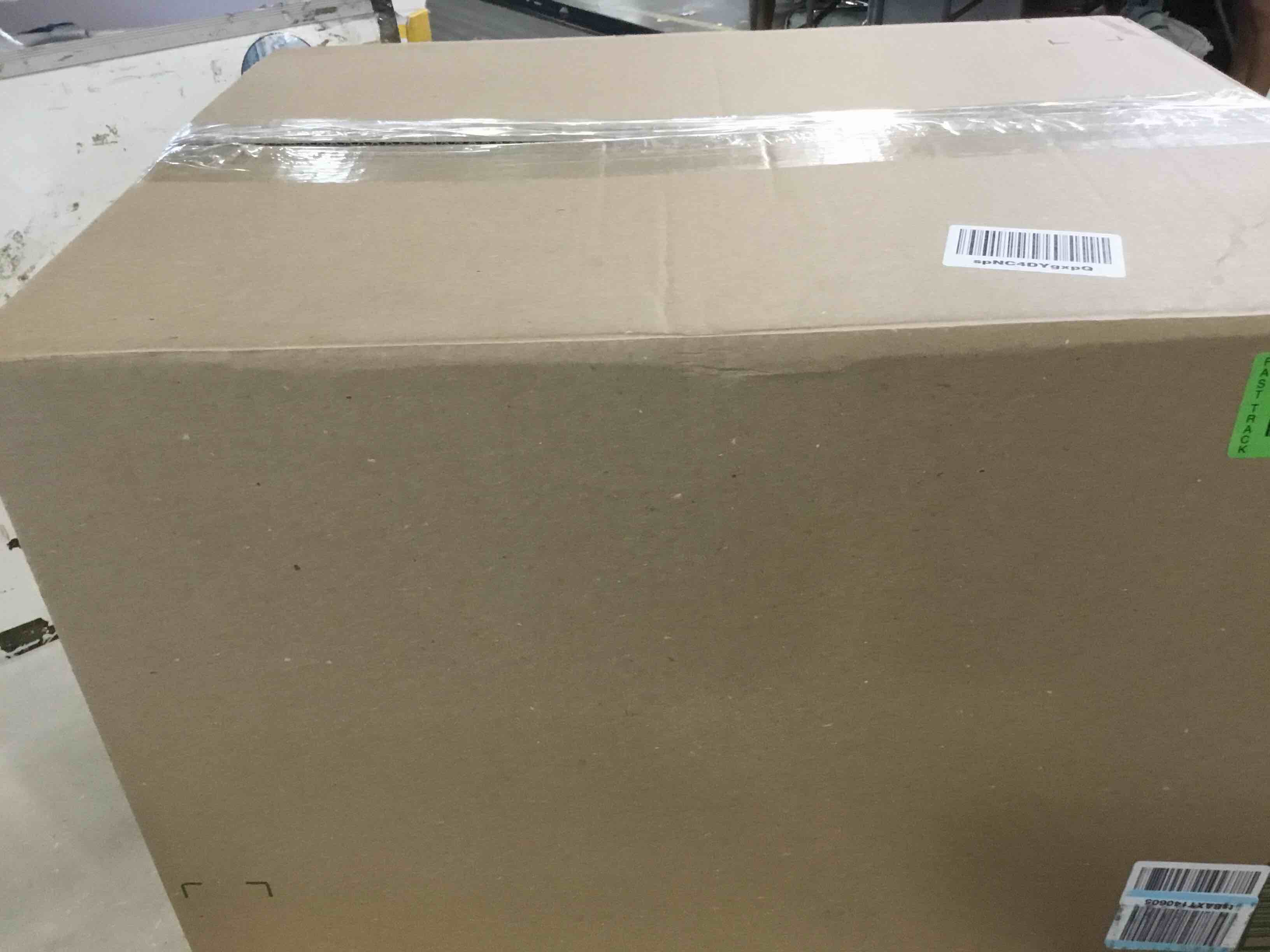 https://s3.amazonaws.com/lotting-images-prod/bidfta/GRN6412960_1717773384013.jpeg