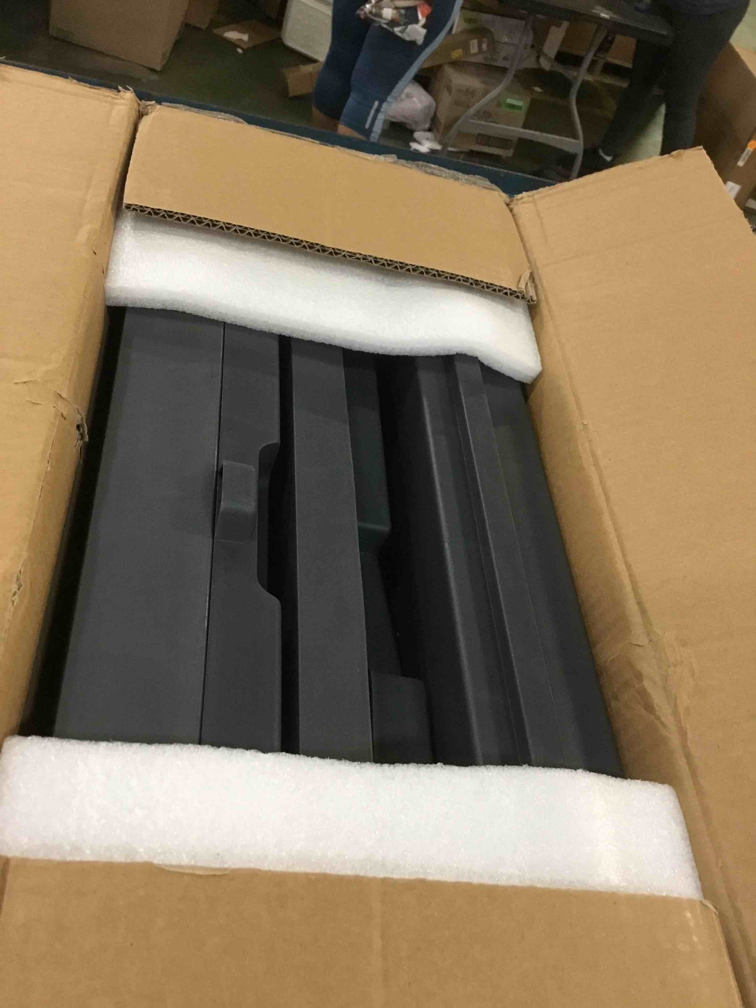 https://s3.amazonaws.com/lotting-images-prod/bidfta/GRN6414314_1718391454993.jpeg