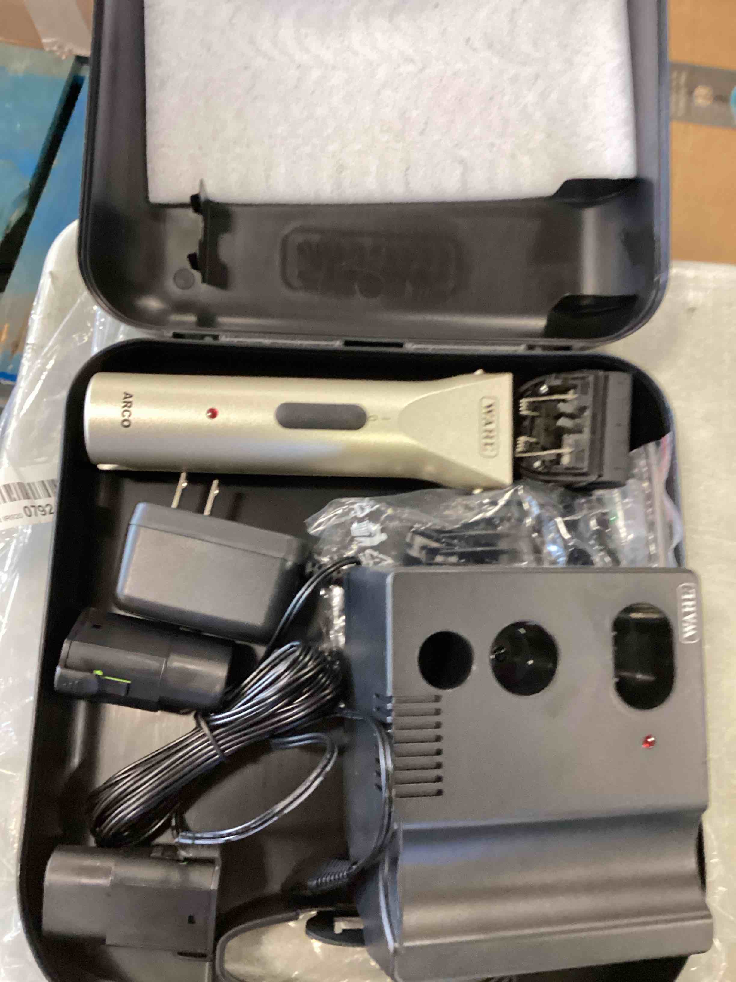 https://s3.amazonaws.com/lotting-images-prod/bidfta/GRN6415191_1719230712598.jpeg