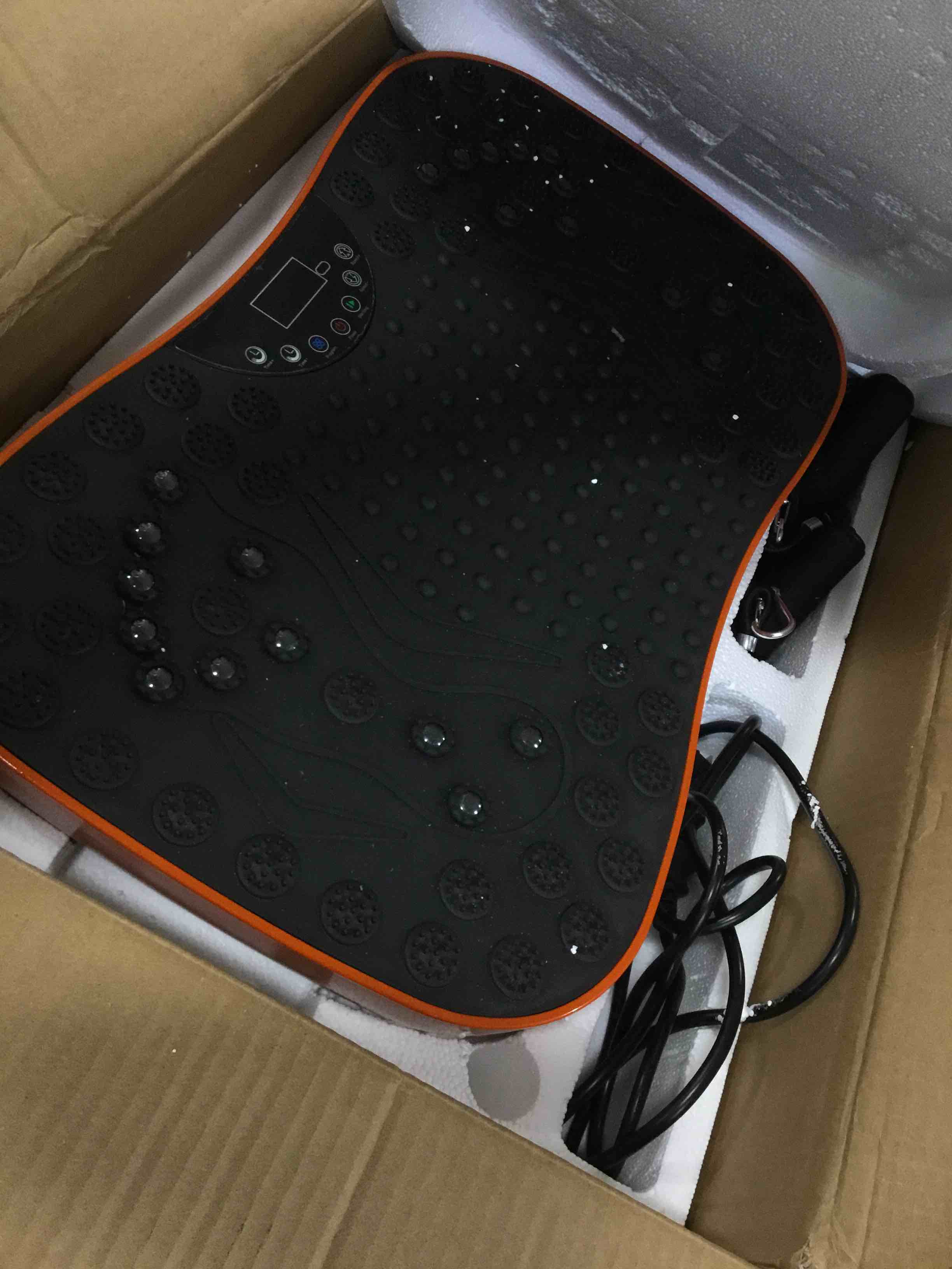 https://s3.amazonaws.com/lotting-images-prod/bidfta/GRN6416648_1718389620654.jpeg