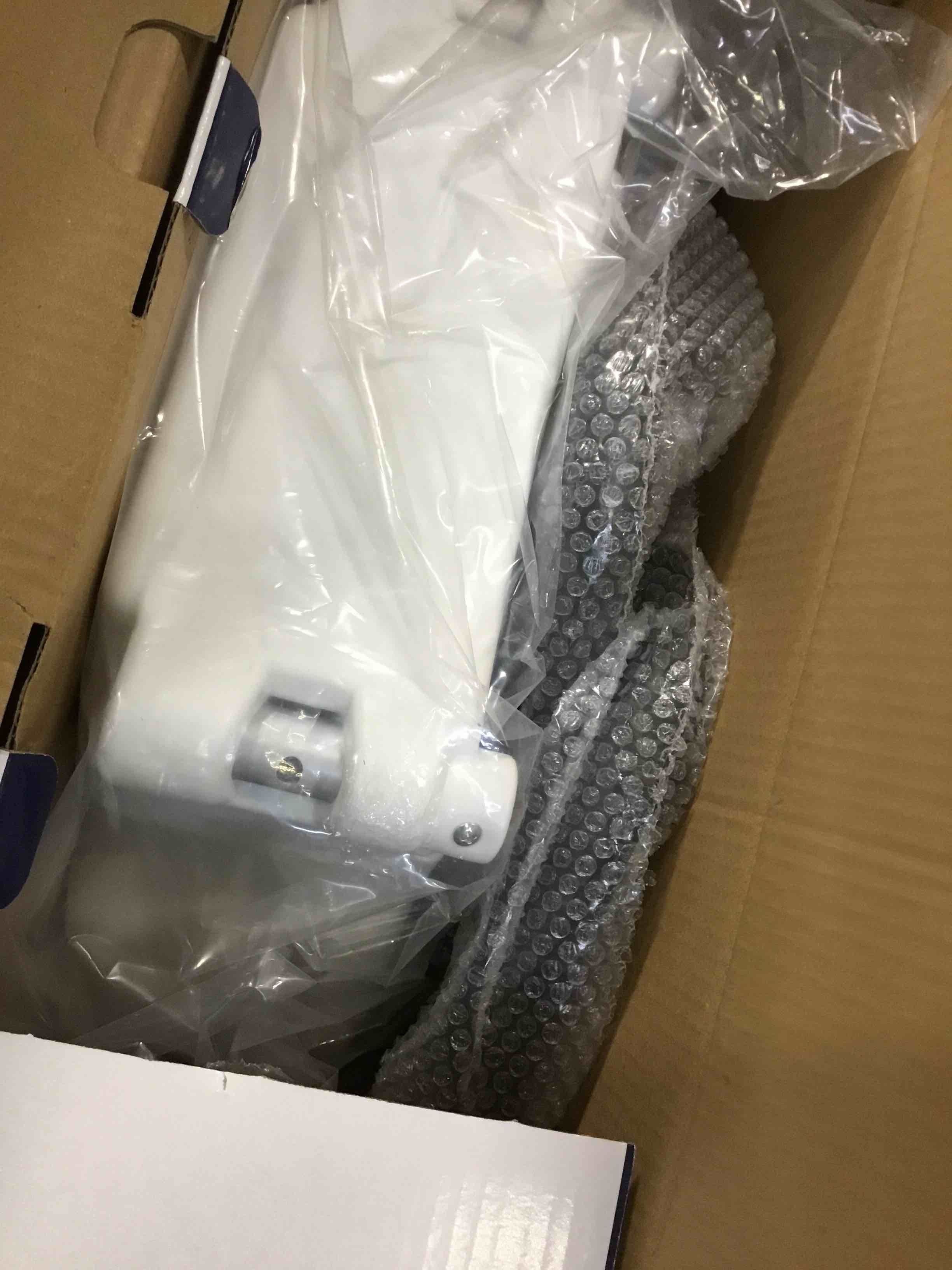https://s3.amazonaws.com/lotting-images-prod/bidfta/GRN6417256_1718724142783.jpeg
