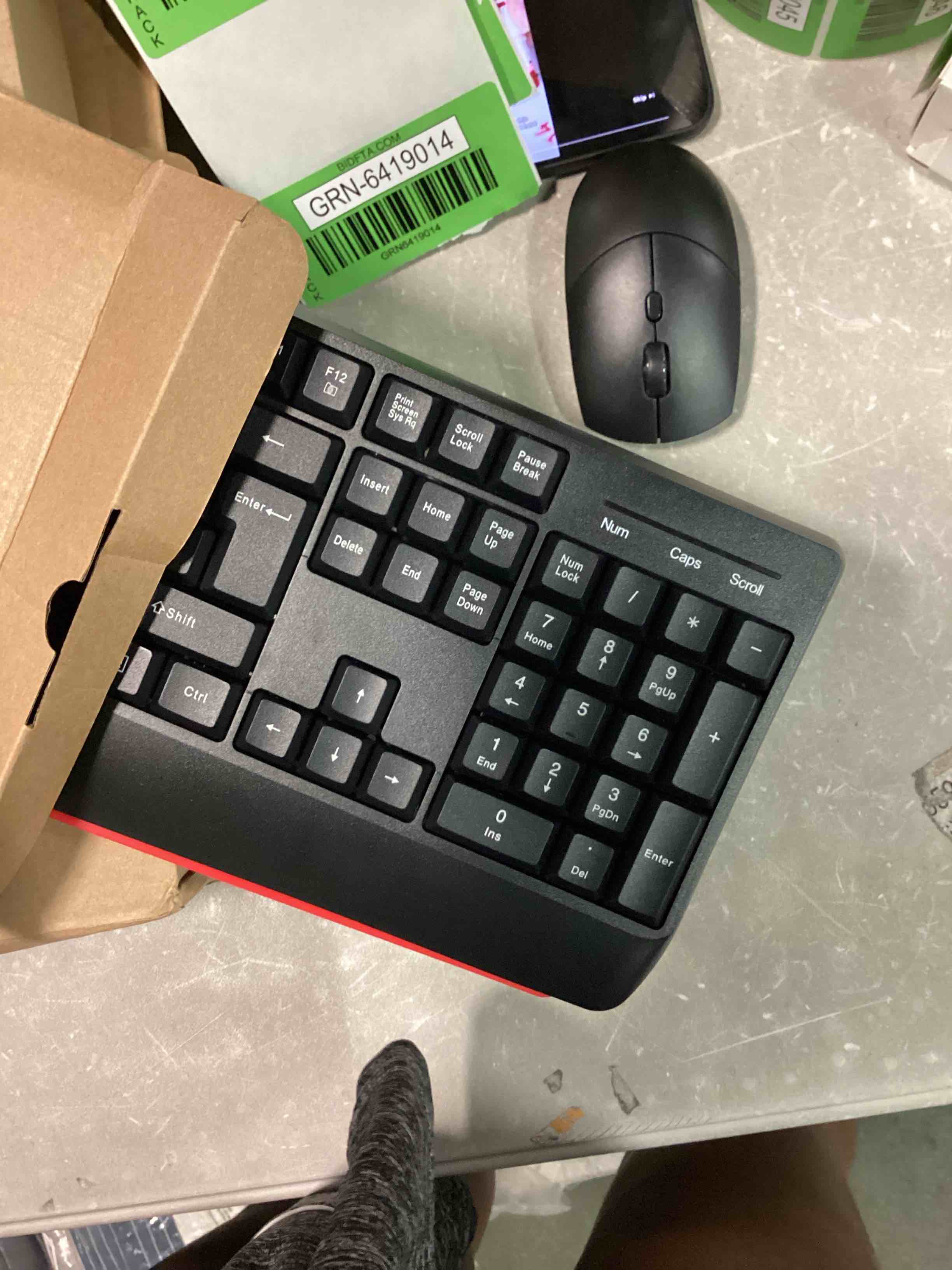 https://s3.amazonaws.com/lotting-images-prod/bidfta/GRN6419020_1718296870693.jpeg