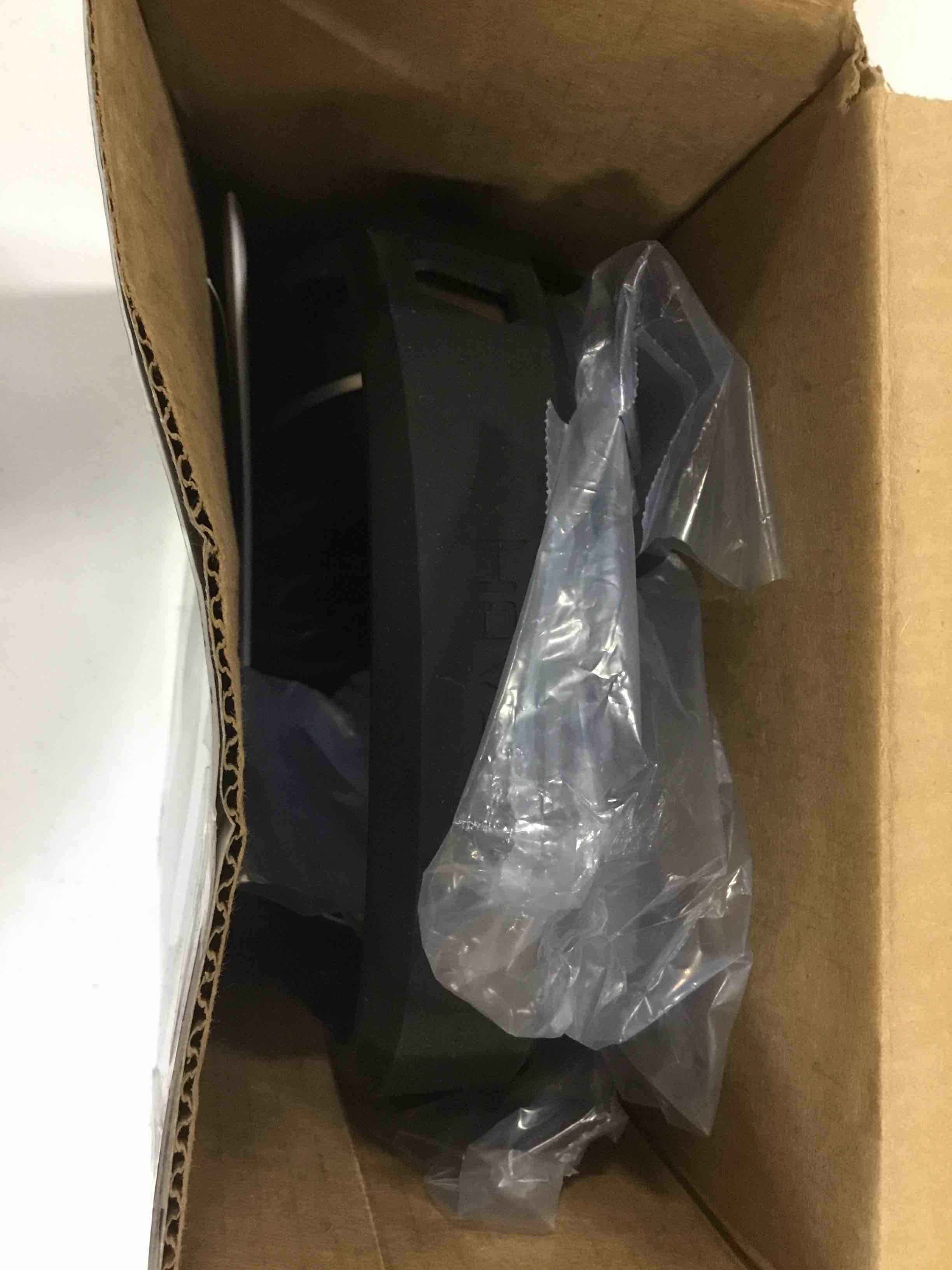 https://s3.amazonaws.com/lotting-images-prod/bidfta/GRN6421117_1718650674476.jpeg