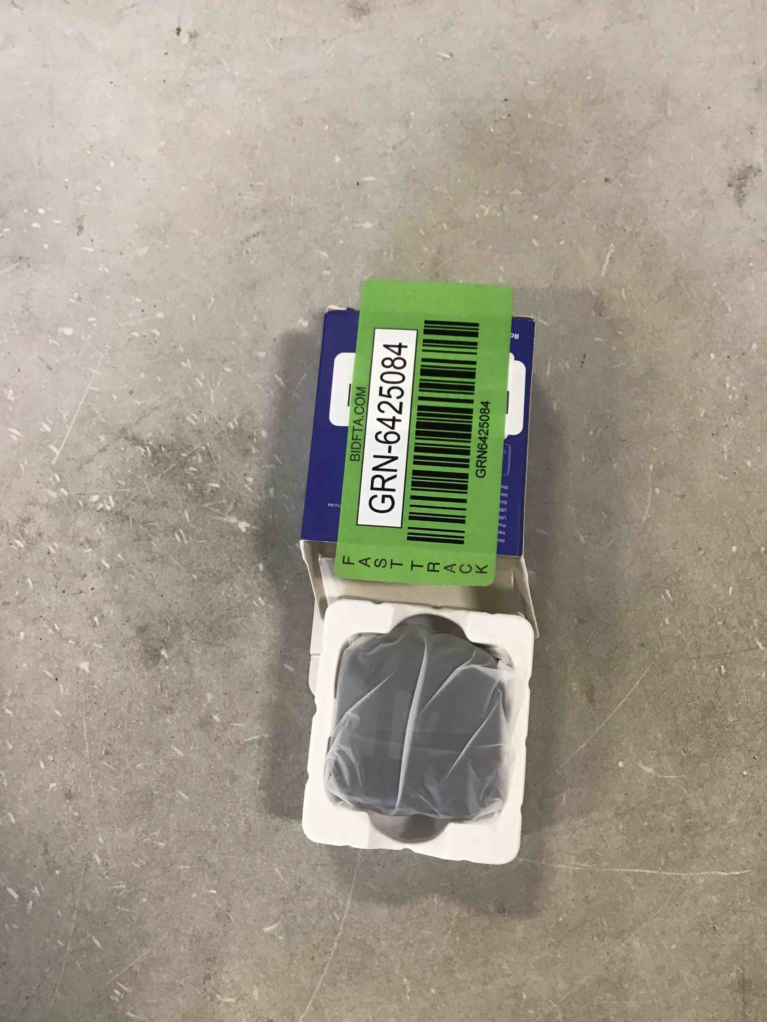 https://s3.amazonaws.com/lotting-images-prod/bidfta/GRN6425084_1718037897907.jpeg
