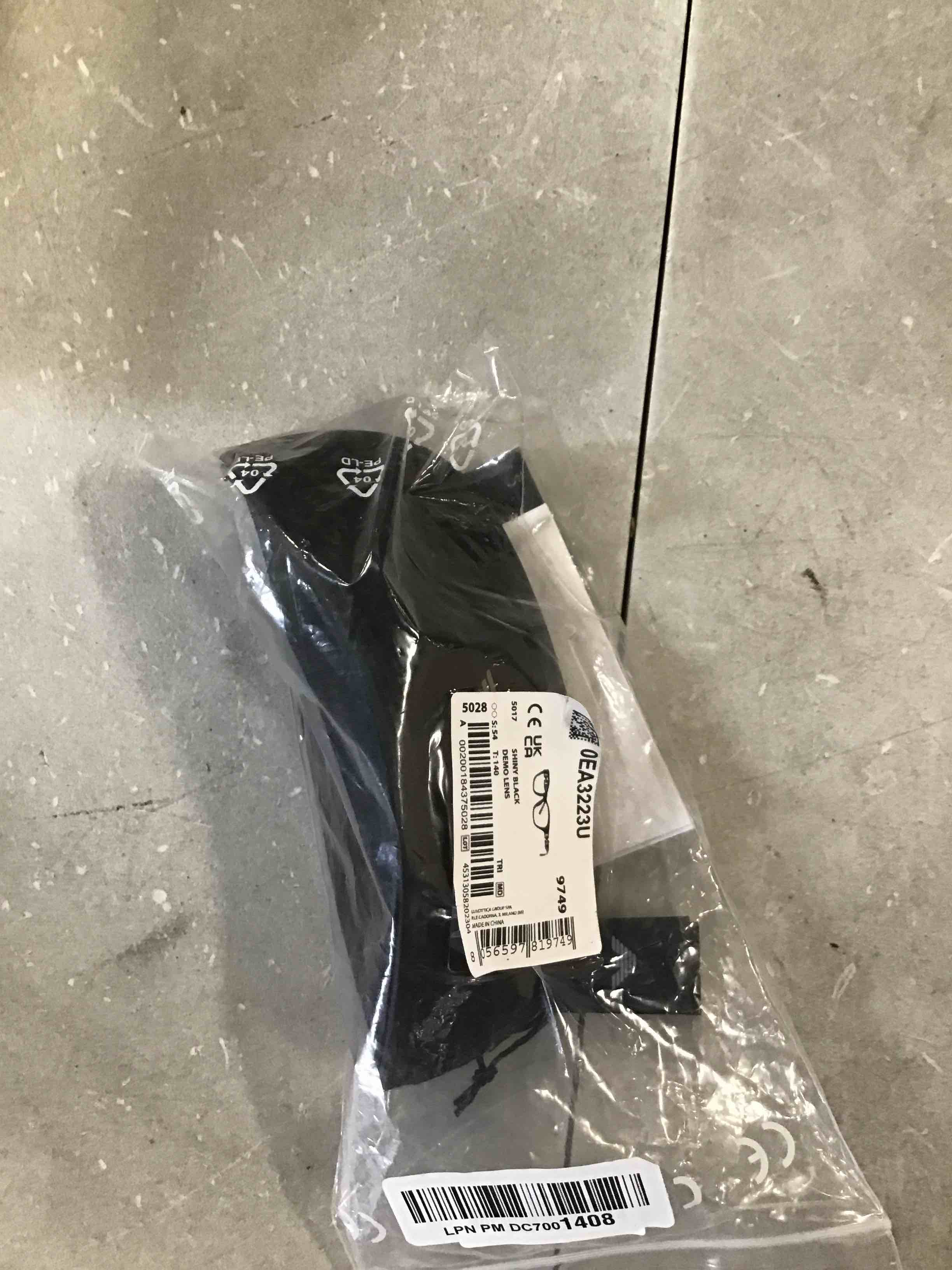 https://s3.amazonaws.com/lotting-images-prod/bidfta/GRN6426400_1718378040483.jpeg