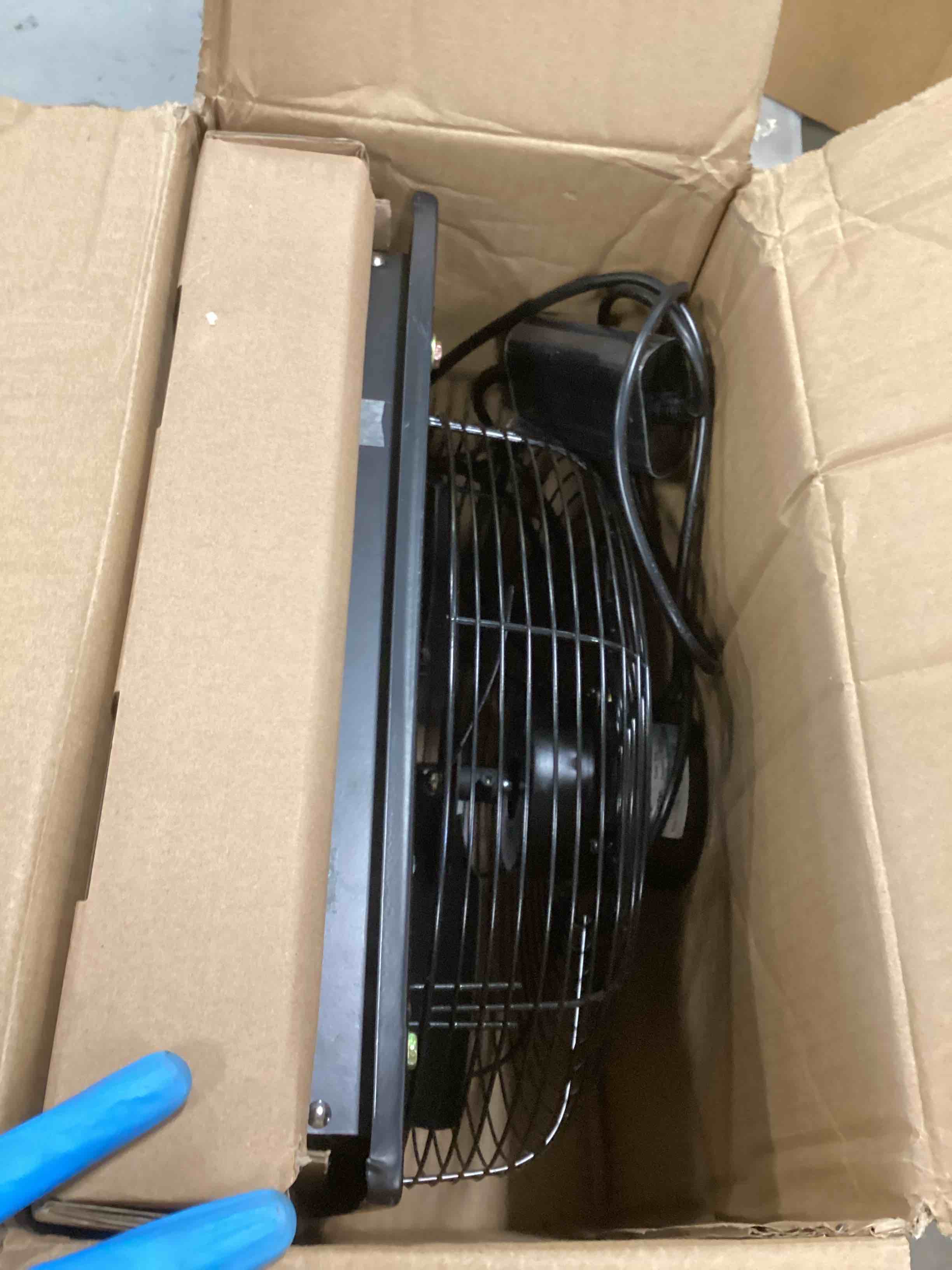 https://s3.amazonaws.com/lotting-images-prod/bidfta/GRN6426625_1718113863879.jpeg