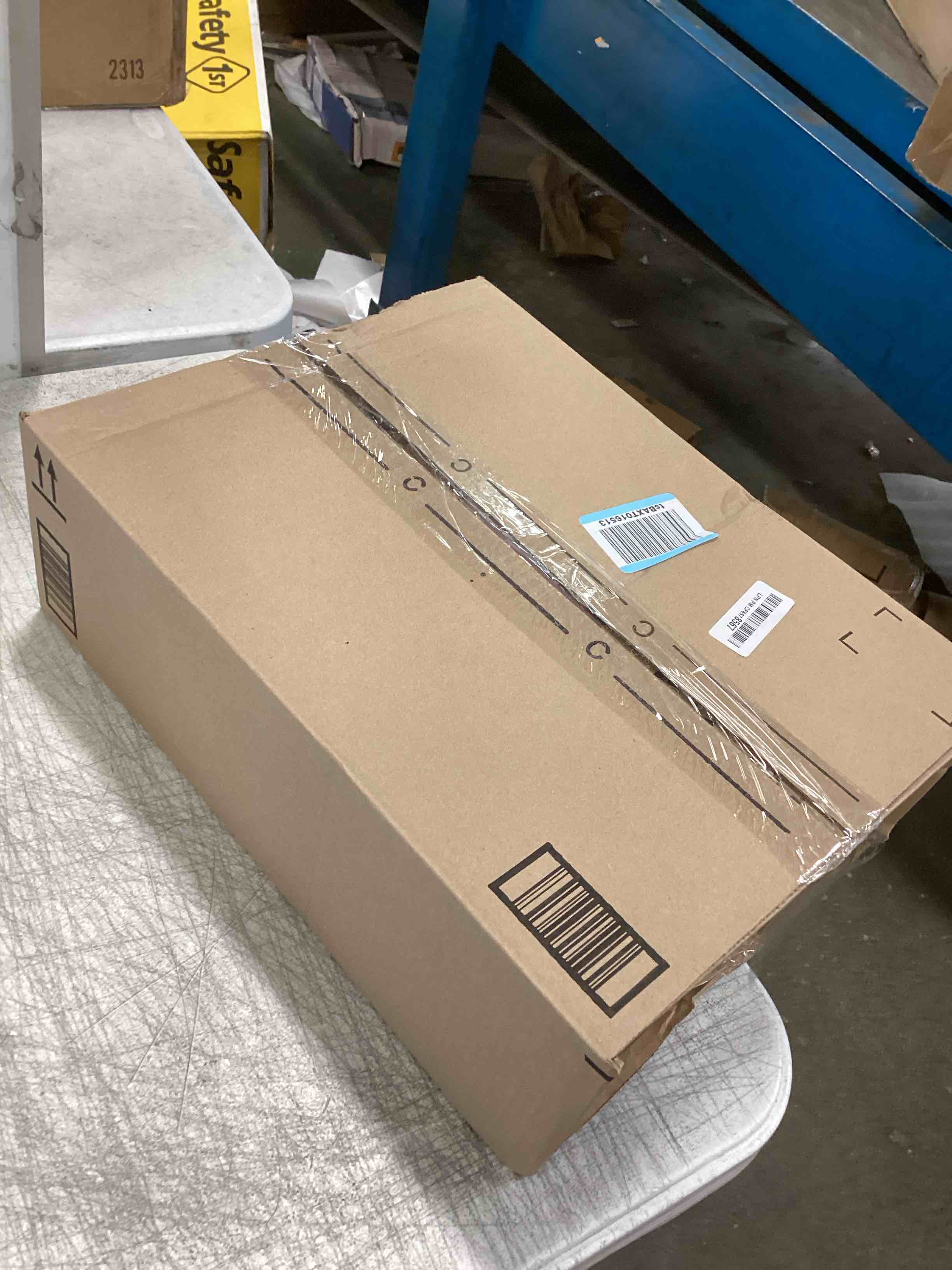 https://s3.amazonaws.com/lotting-images-prod/bidfta/GRN6426750_1718135241038.jpeg