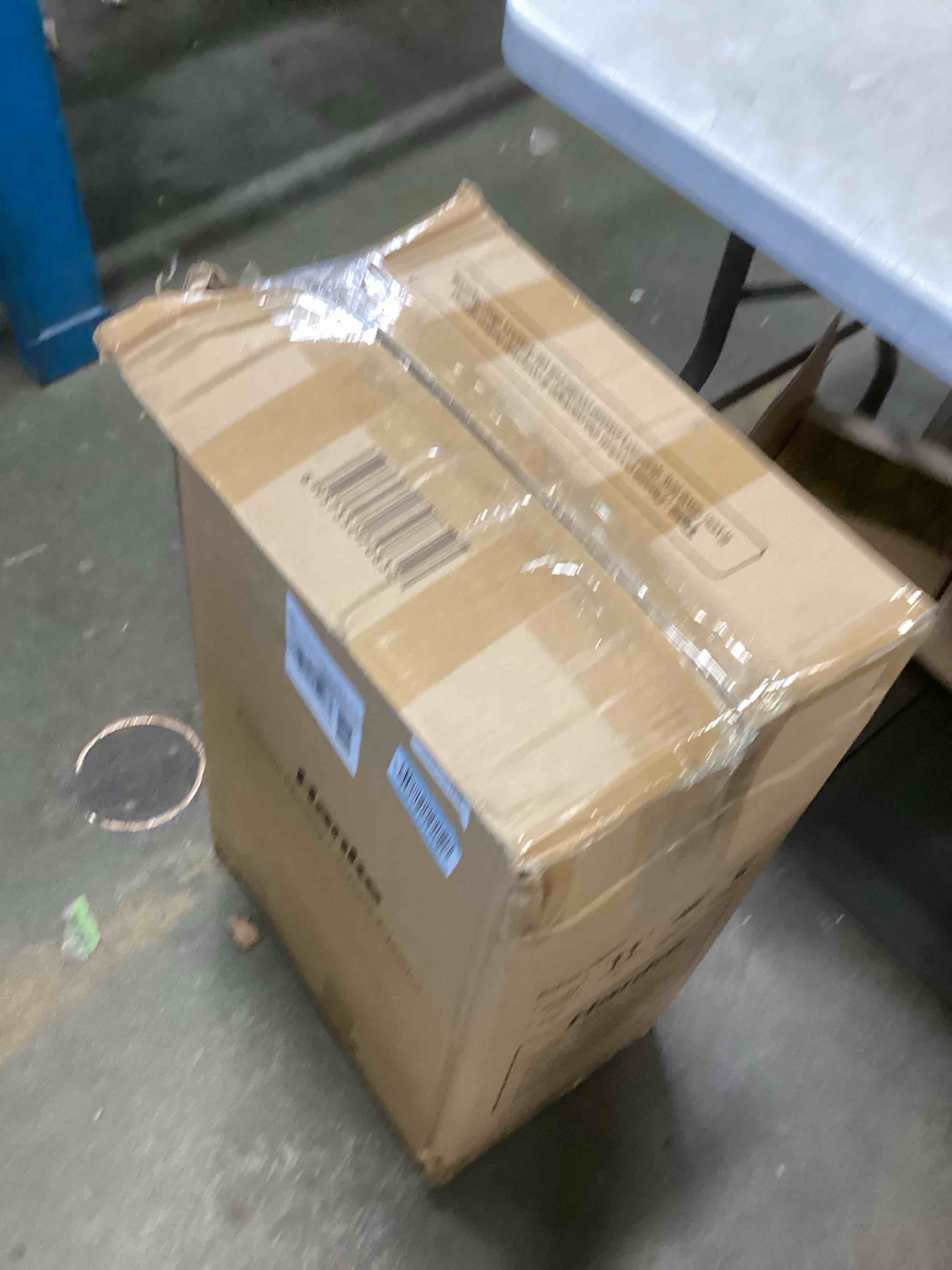 https://s3.amazonaws.com/lotting-images-prod/bidfta/GRN6426962_1718214565576.jpeg